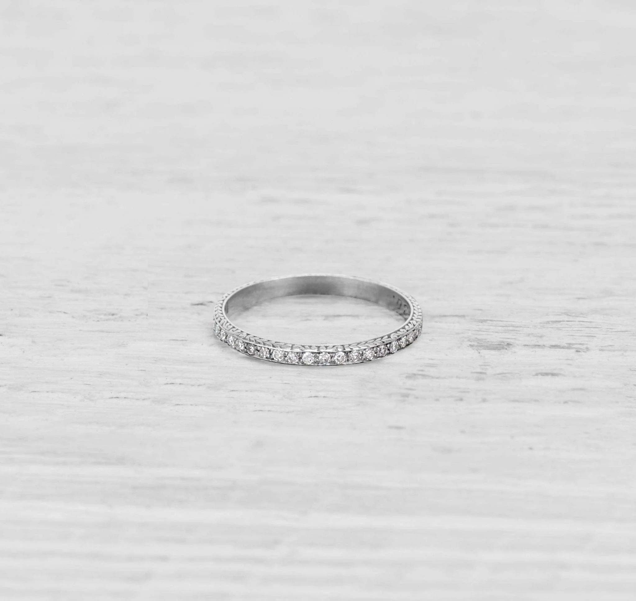 ART DECO DIAMOND AND PLATINUM ETERNITY BAND RING SIZE 5 - Image 3
