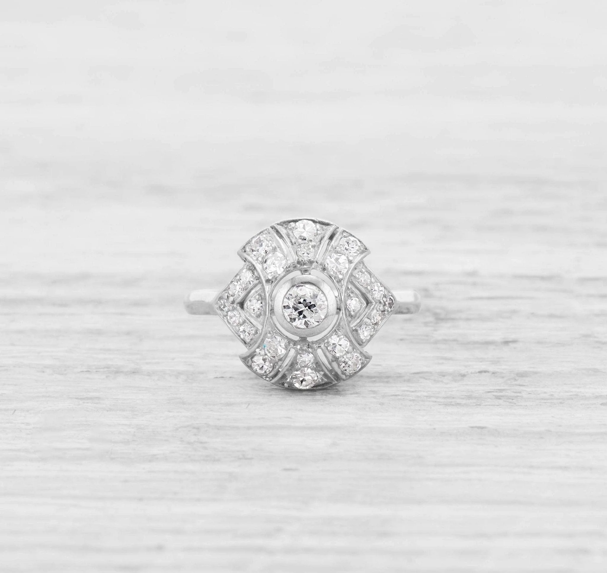.20 CARAT ART DECO DIAMOND ENGAGEMENT RING - Image 2