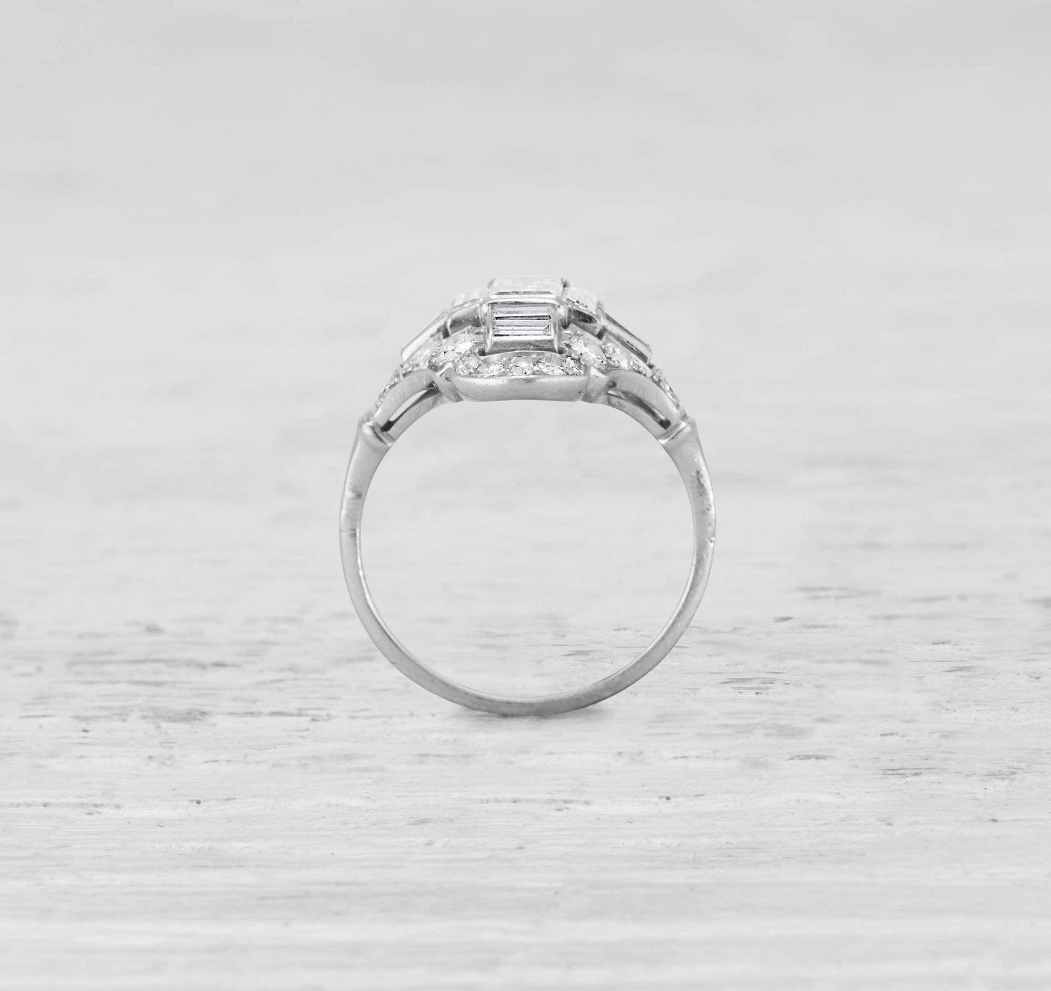 Art Deco Diamond Vintage Engagement Ring - Image 5
