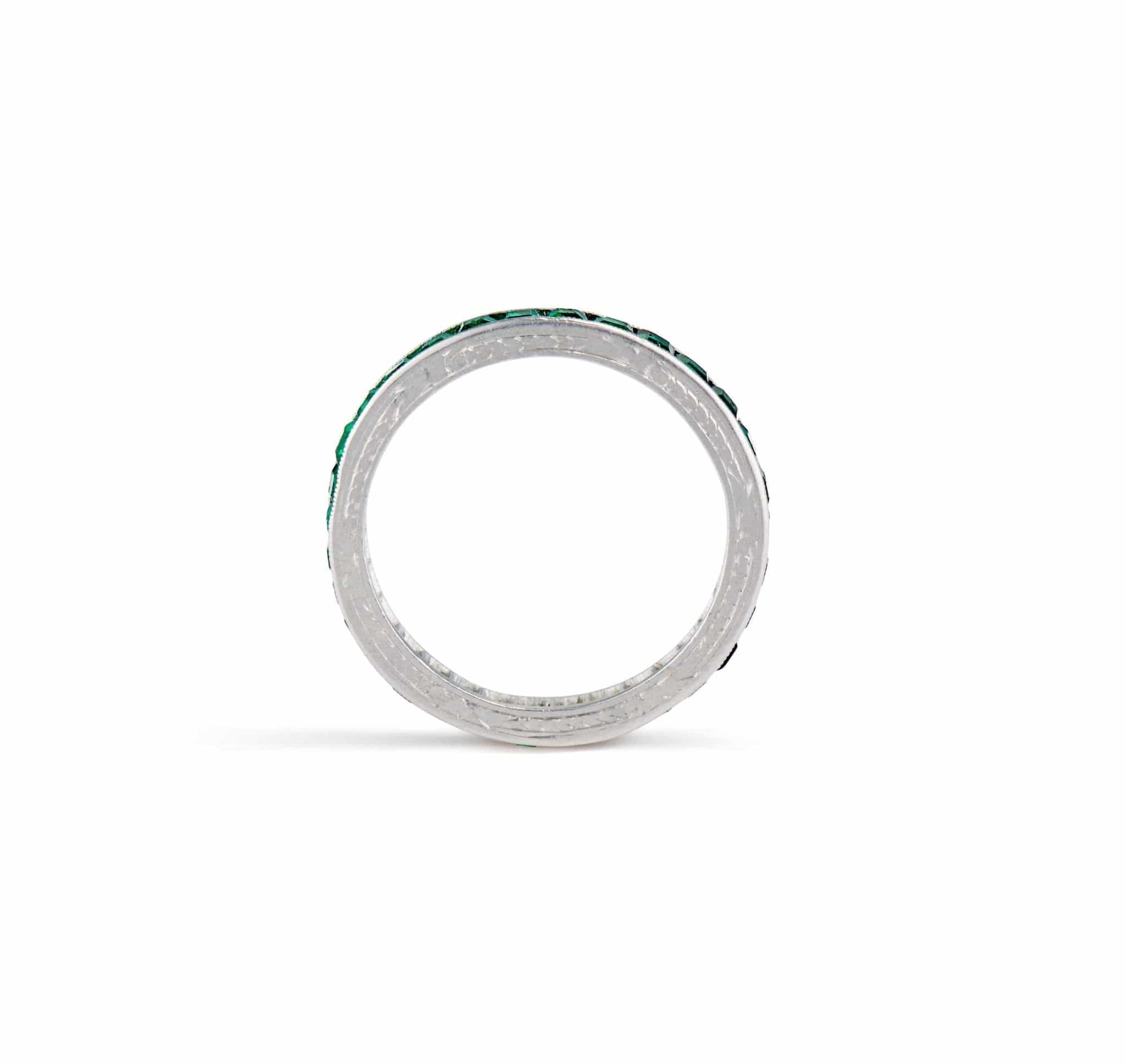 Art Deco 1.05 Carat Emerald Wedding Band - Image 2