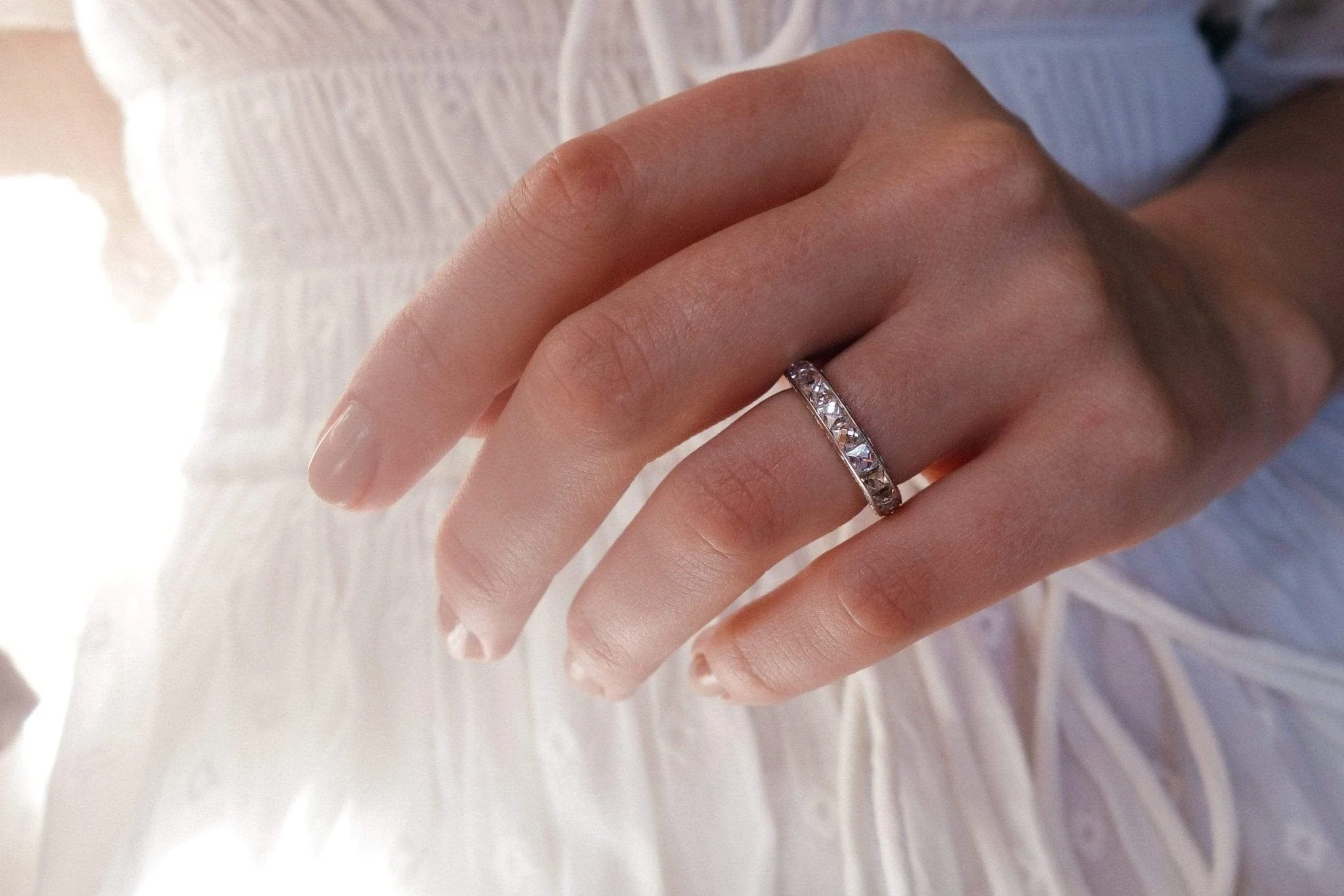 ART DECO FRENCH CUT DIAMOND ETERNITY BAND - Image 5