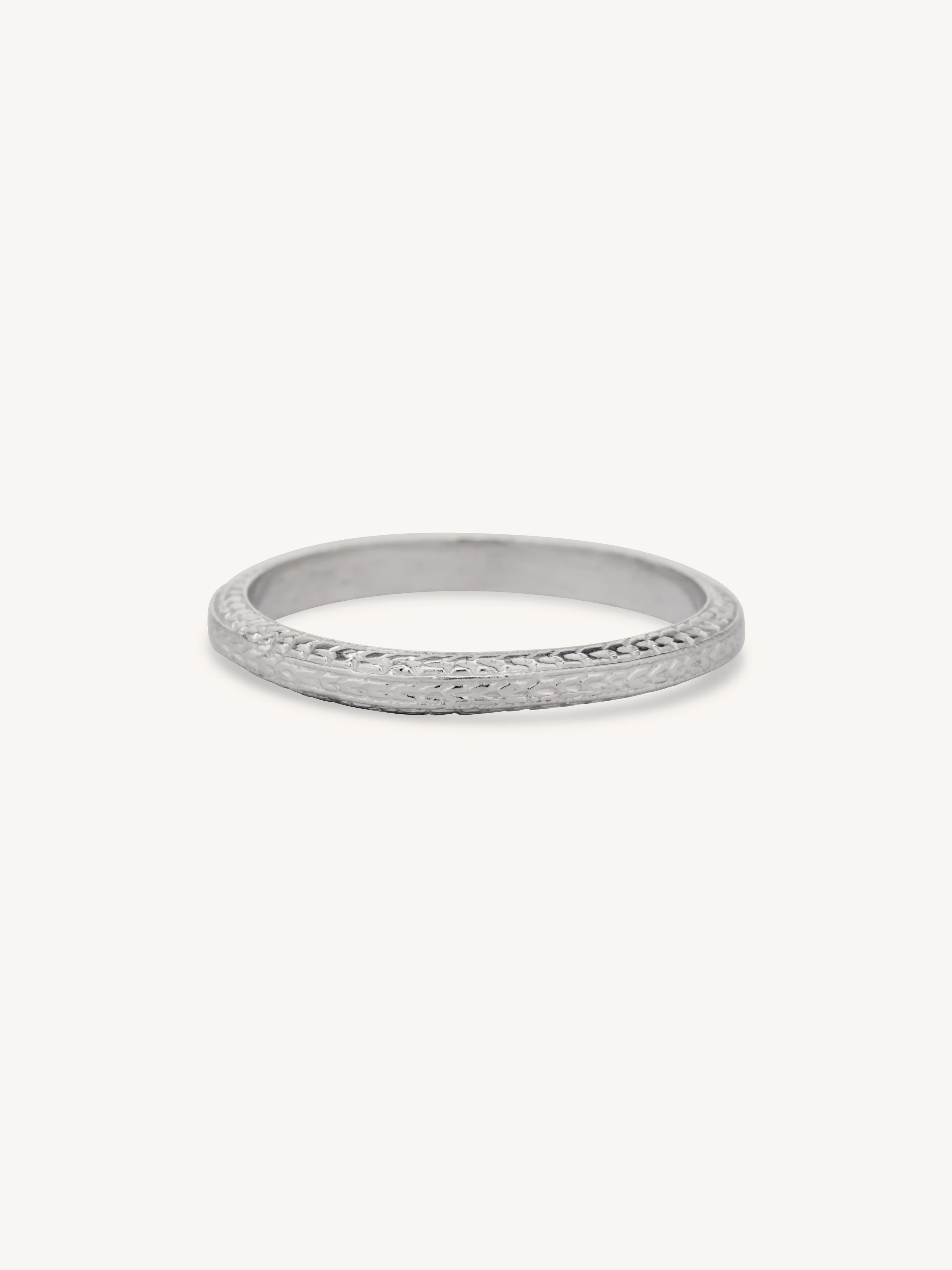 Art Deco Platinum Interlaced Scroll Engraved Vintage Wedding Band - Size 4