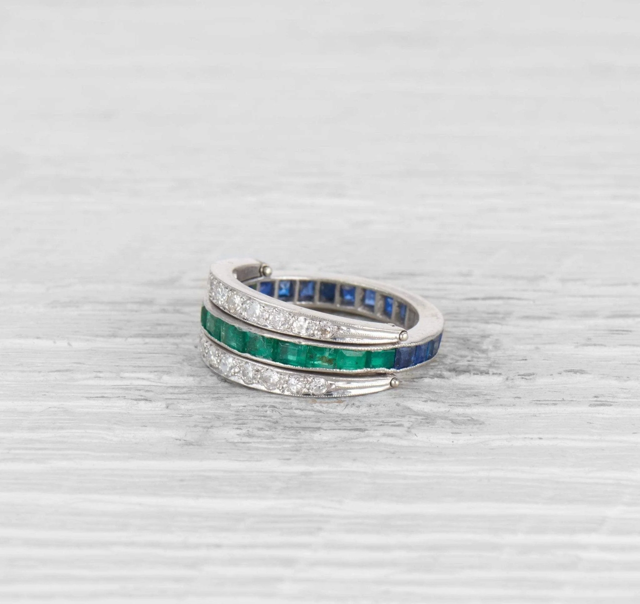 ART DECO SAPPHIRE, EMERALD, AND DIAMOND 'FLIP' ETERNITY BAND - Image 3