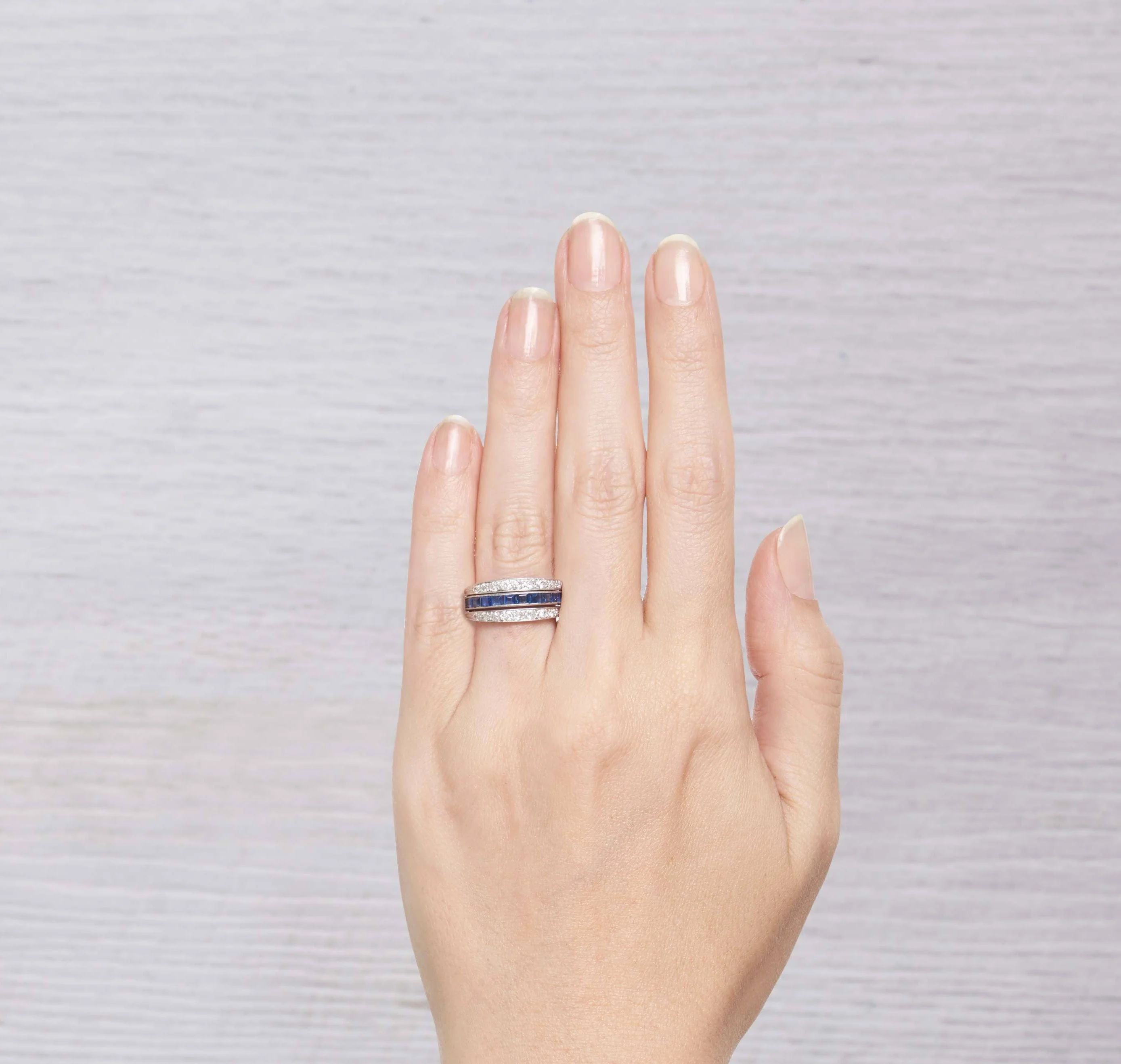 ART DECO SAPPHIRE, EMERALD, AND DIAMOND 'FLIP' ETERNITY BAND - Image 8