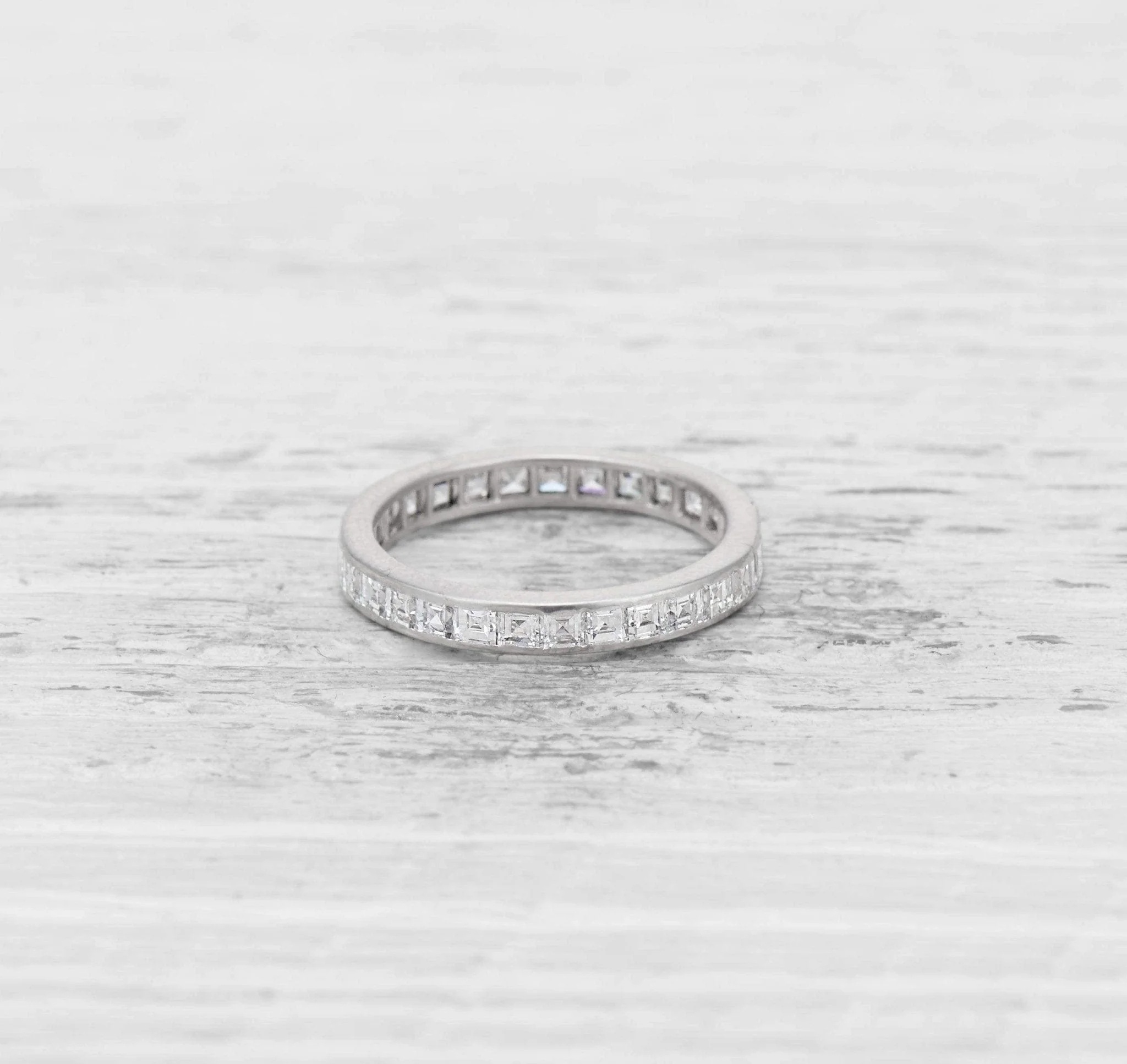 ART DECO SQUARE-CUT DIAMOND ETERNITY BAND - Image 3