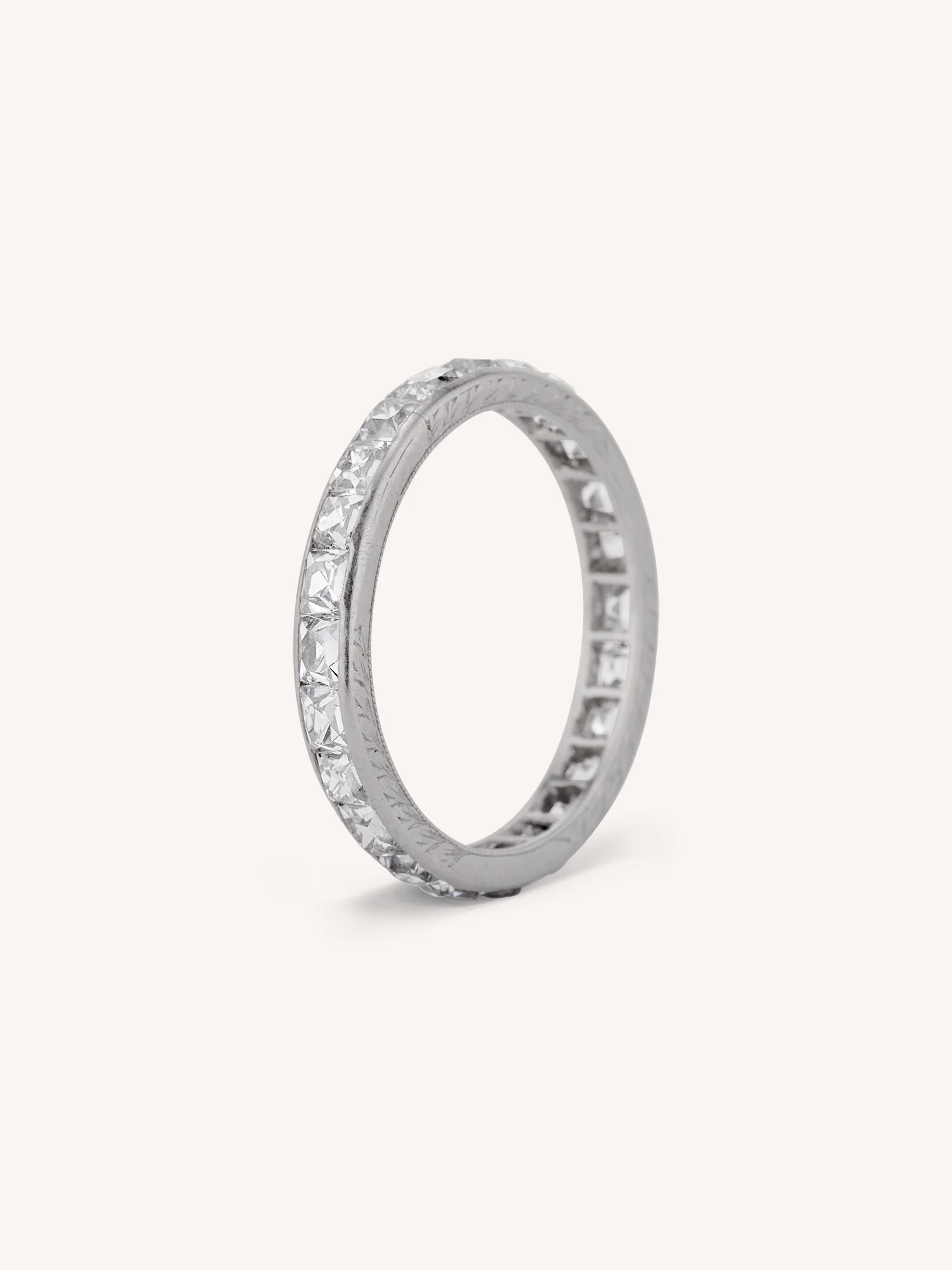 Tiffany & Co. Art Deco 1.60 Carat French Cut Diamond Vintage Eternity Band - Size 6 - Image 4
