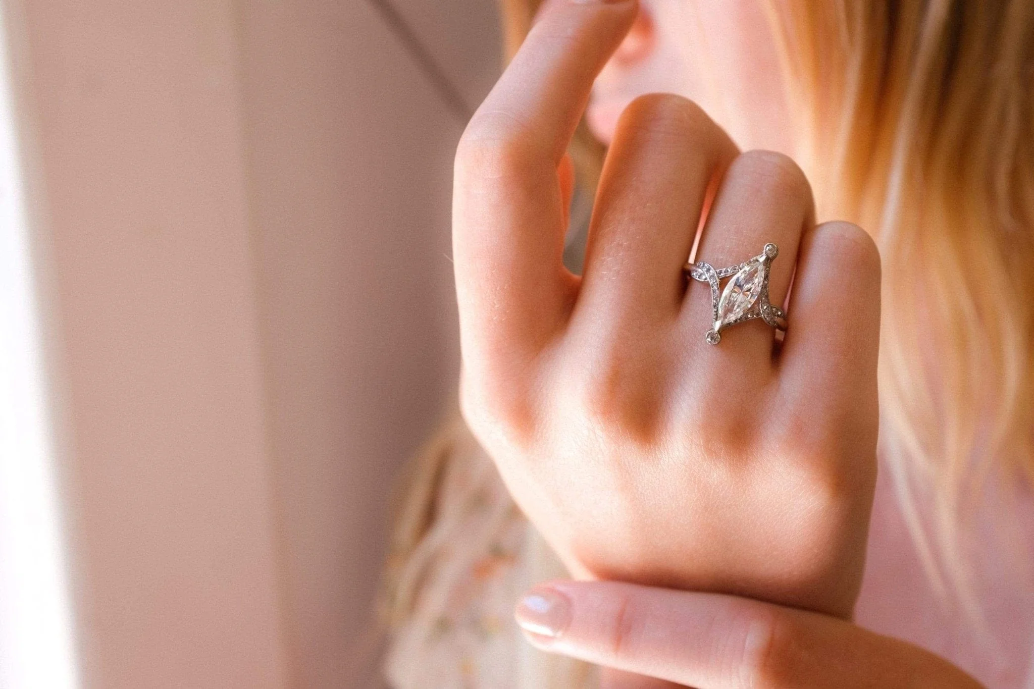 ART NOUVEAU DIAMOND ENGAGEMENT RING - Image 4