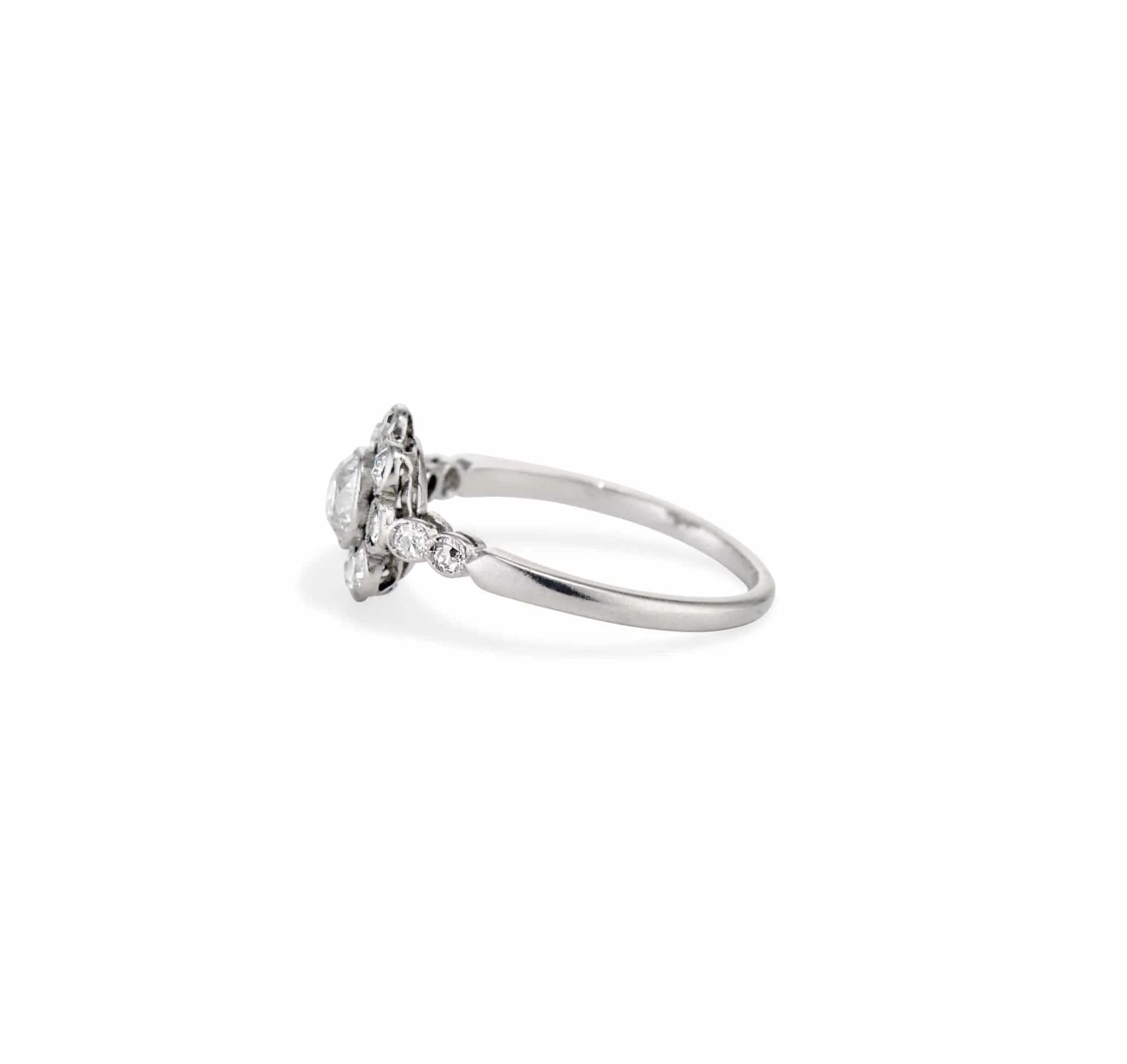 Belle Époque .40 Carat Old European Cluster Diamond Engagement Ring, France - Image 3