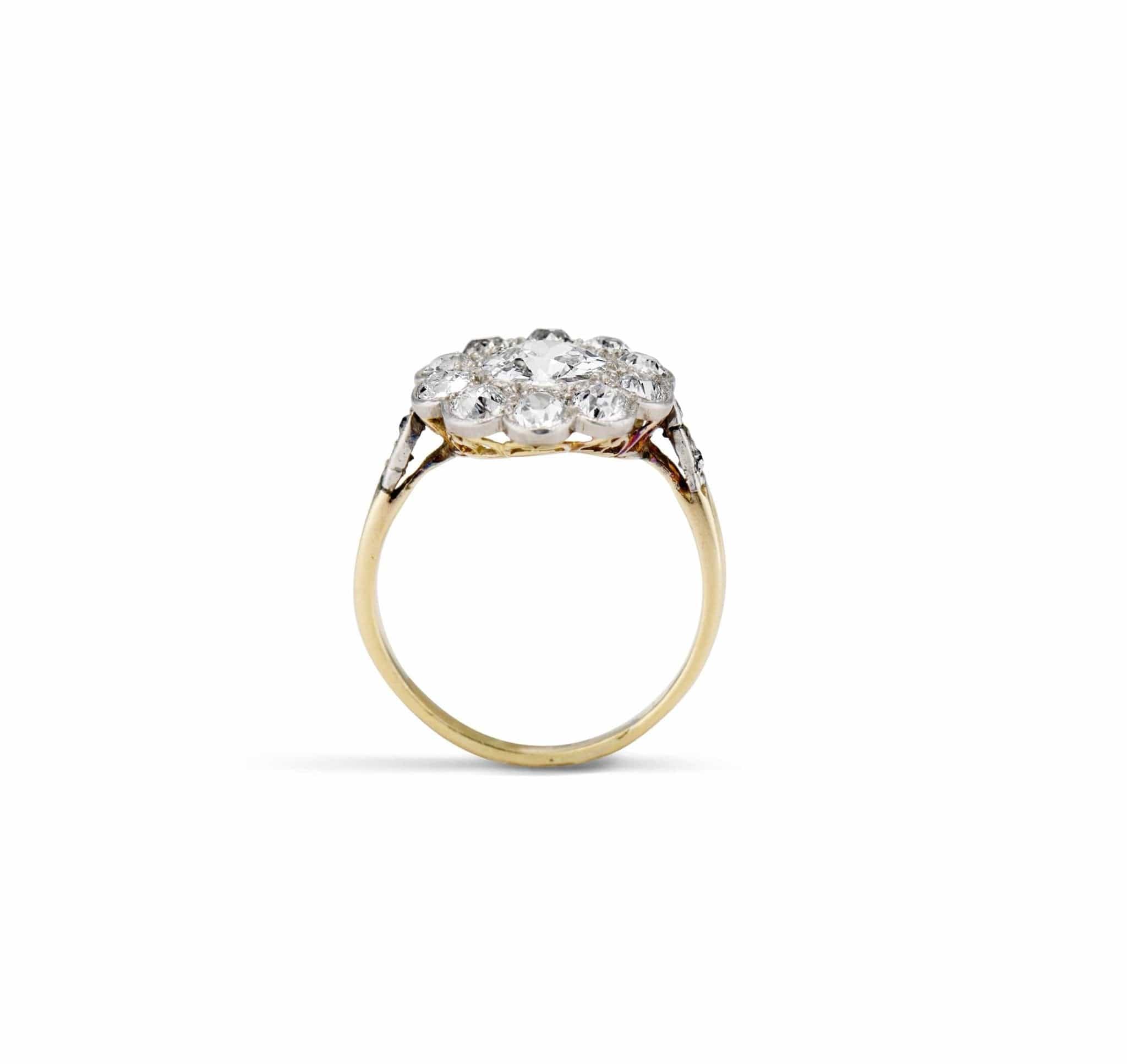 Belle Époque .80 Carat Old European Cut Diamond Floret Cluster Engagement Ring, France - Image 4
