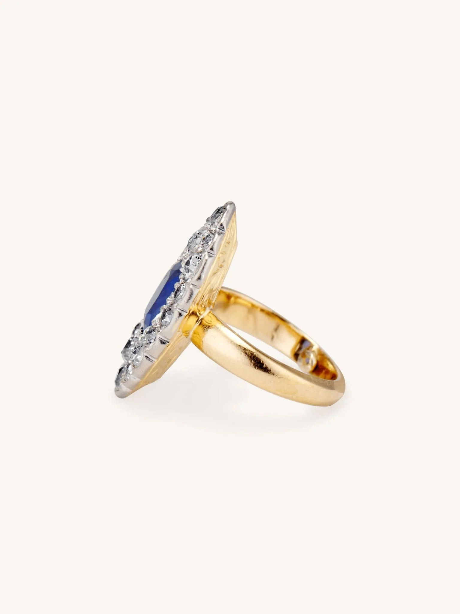 Belle Époque Sapphire and Diamond Navette Ring, France - Image 6