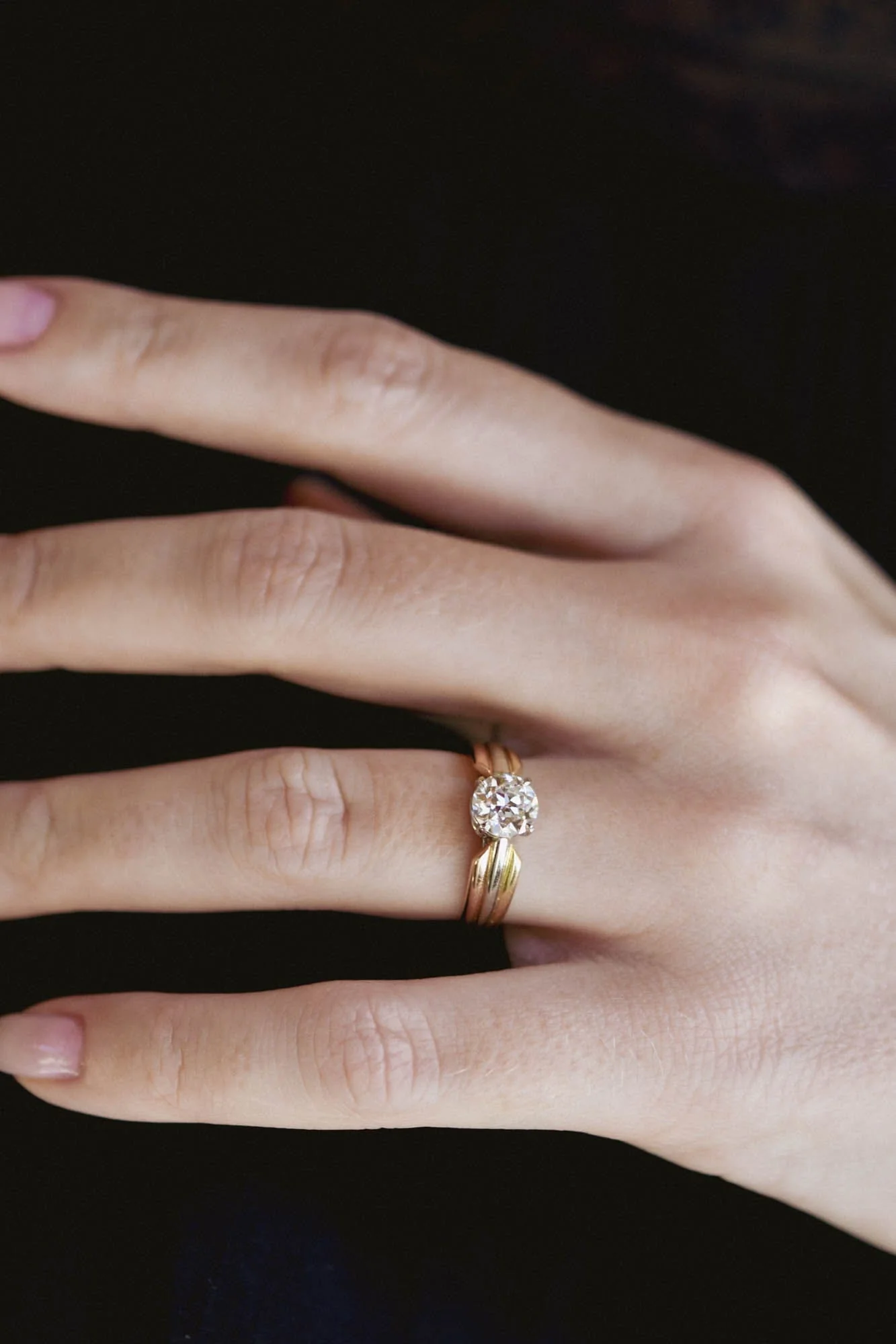 Cartier Mid-Century 1.08 Carat Round Brilliant Cut Diamond Vintage Engagement Ring - Image 2