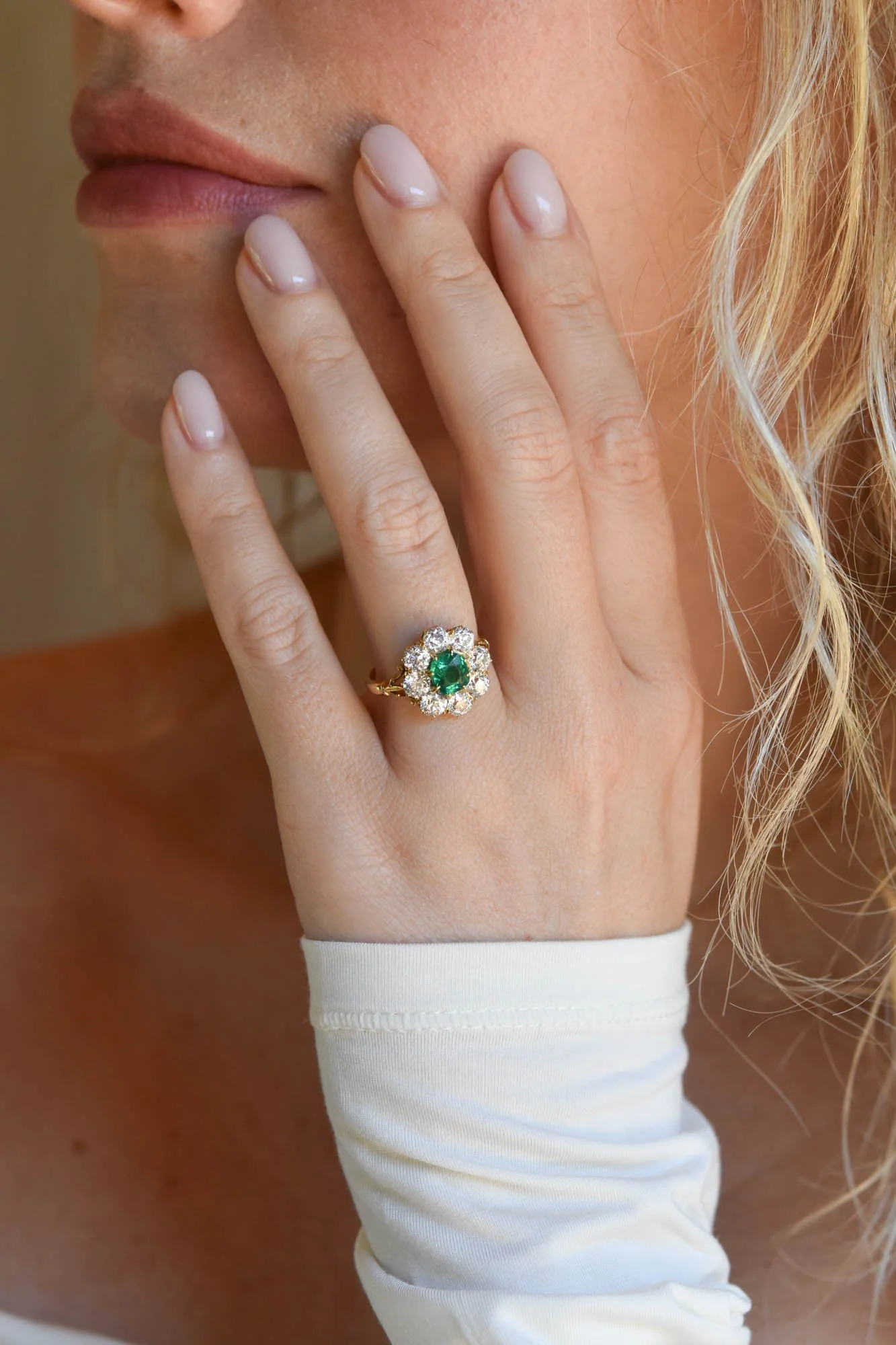 Antique Edwardian Colombian Emerald & Diamond Cluster 18K Gold Engagement Ring - Image 4