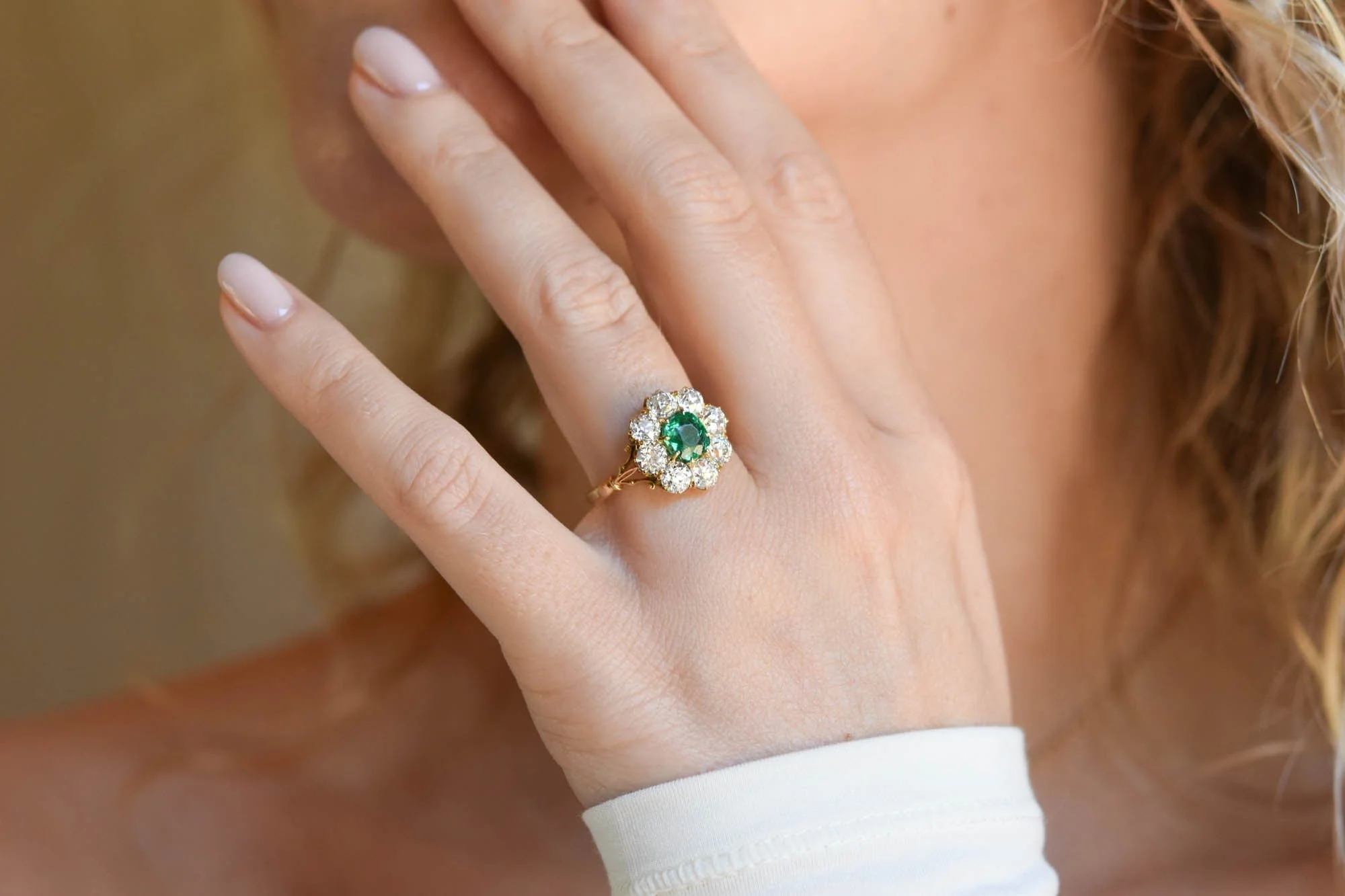 Antique Edwardian Colombian Emerald & Diamond Cluster 18K Gold Engagement Ring - Image 5
