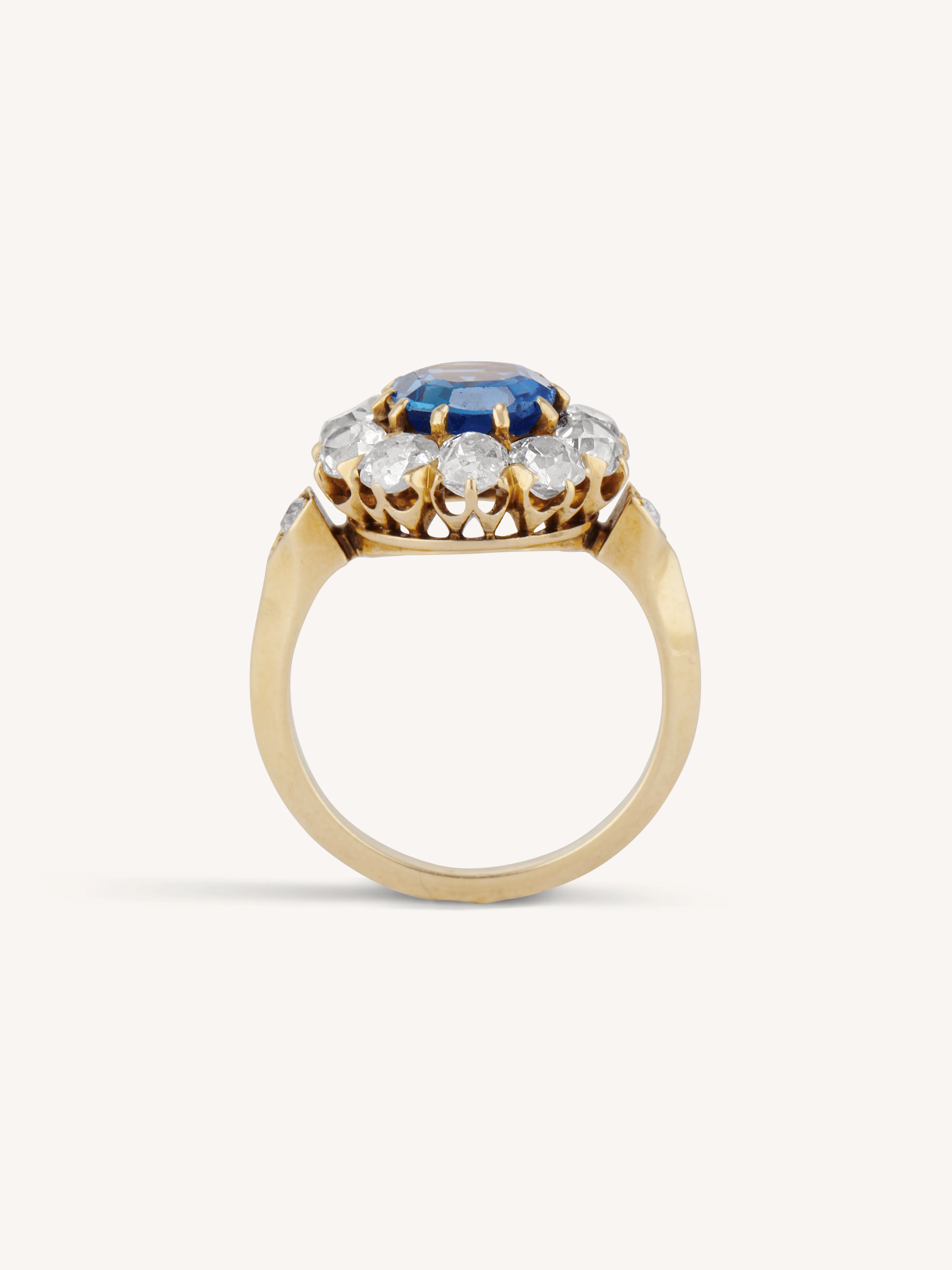 Edwardian 2.35 Carat Octagonal Cut Ceylon Sapphire & Diamond Cluster Ring - Image 4