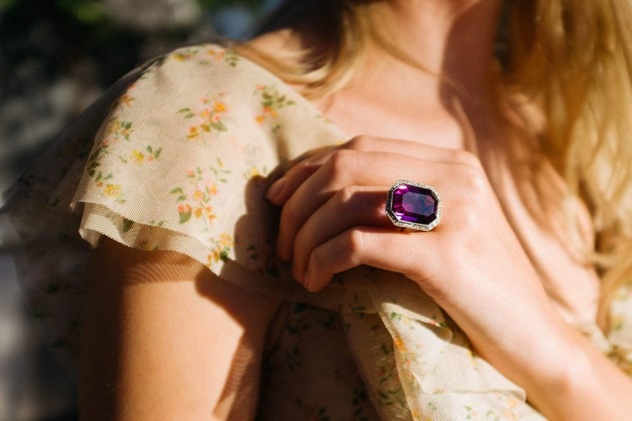 EDWARDIAN AMETHYST AND DIAMOND COCKTAIL RING - Image 5