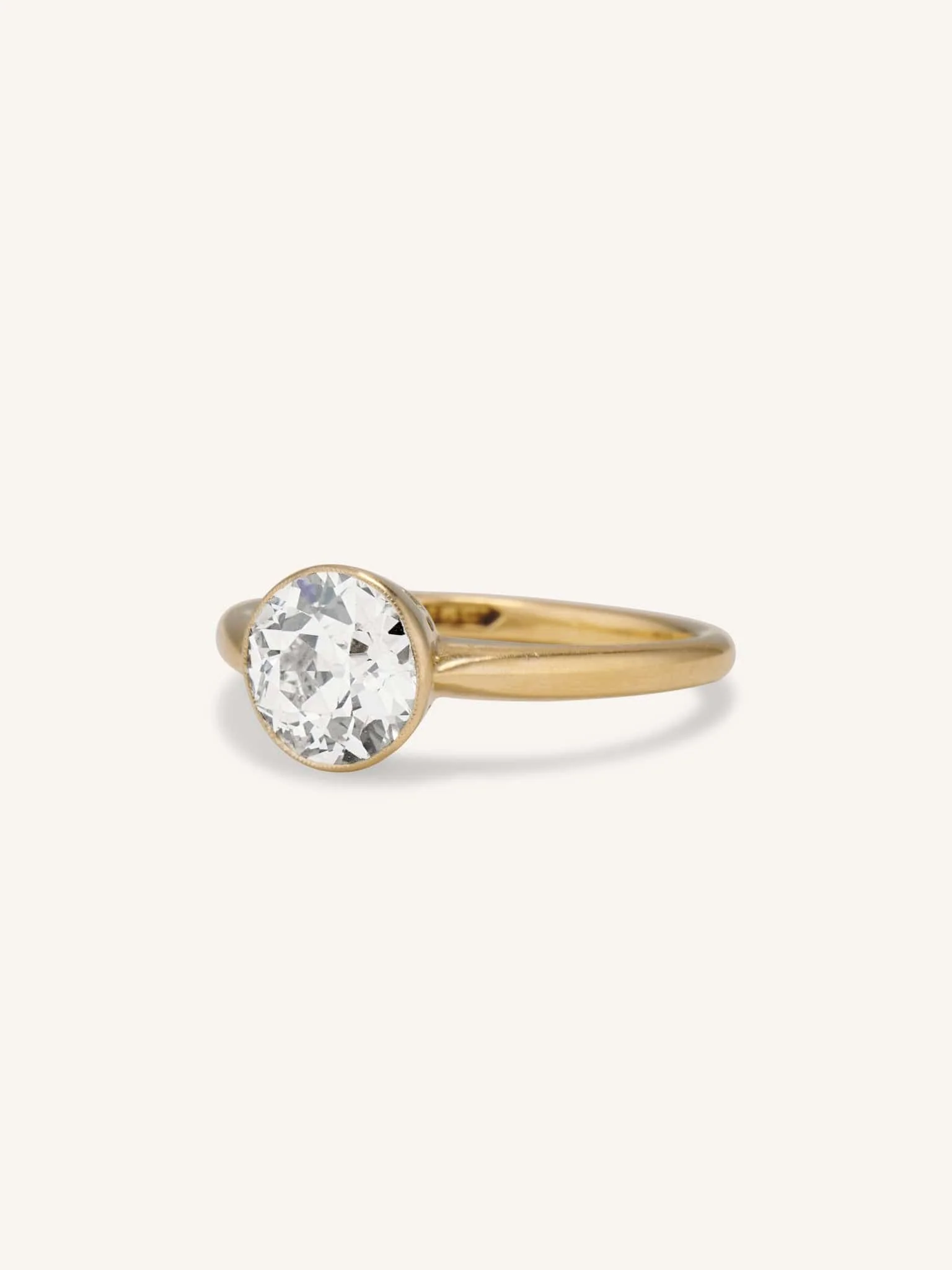 Edwardian Bezel Set 1.83 Carat Old European Cut Diamond Vintage Ring - Image 3