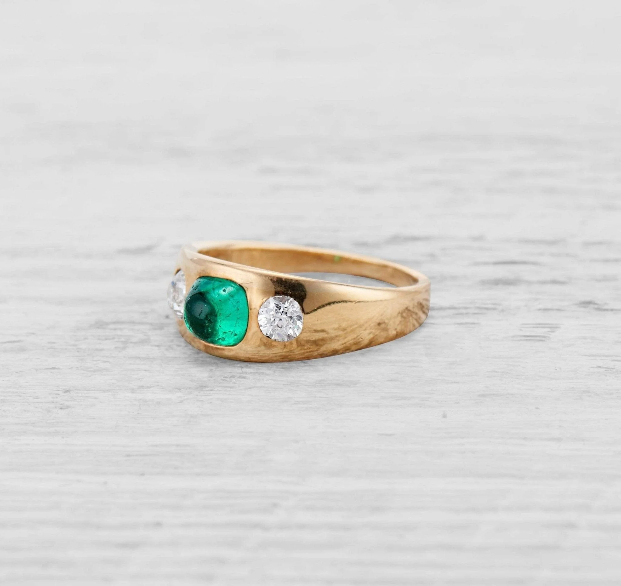 EDWARDIAN EMERALD AND DIAMOND GYPSY RING