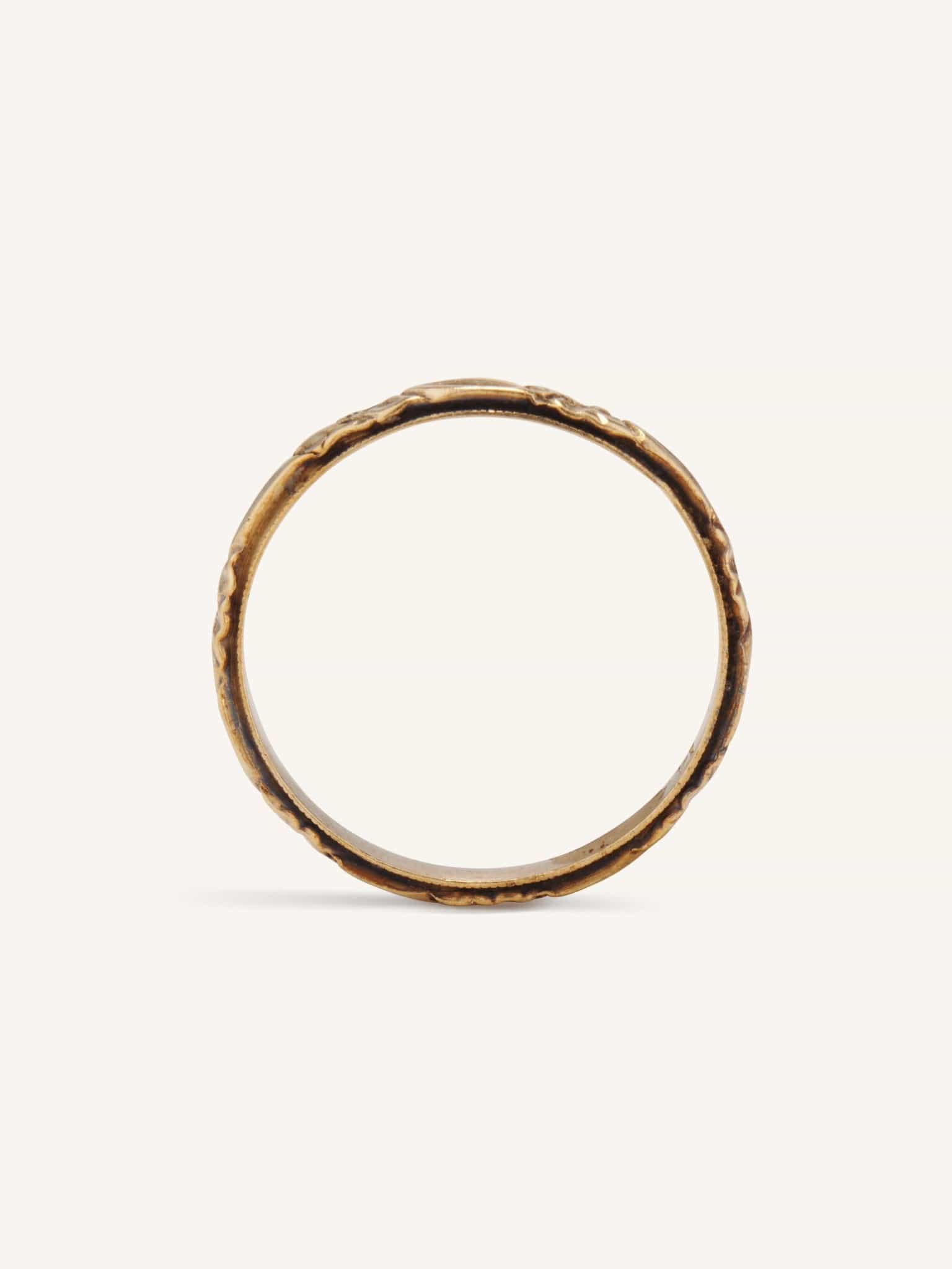 Edwardian Floral Engraved Antique Gold Wedding Band - Size 8 - Image 3