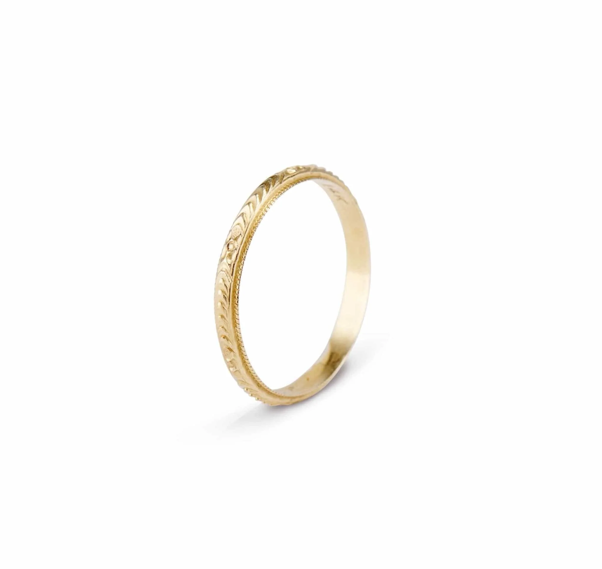 Edwardian Gold Engraved Wedding Band
