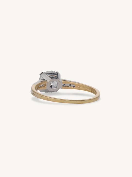 Tiffany & Co. 1.24 Carat Round Cut Vintage Diamond Engagement Ring - Image 5