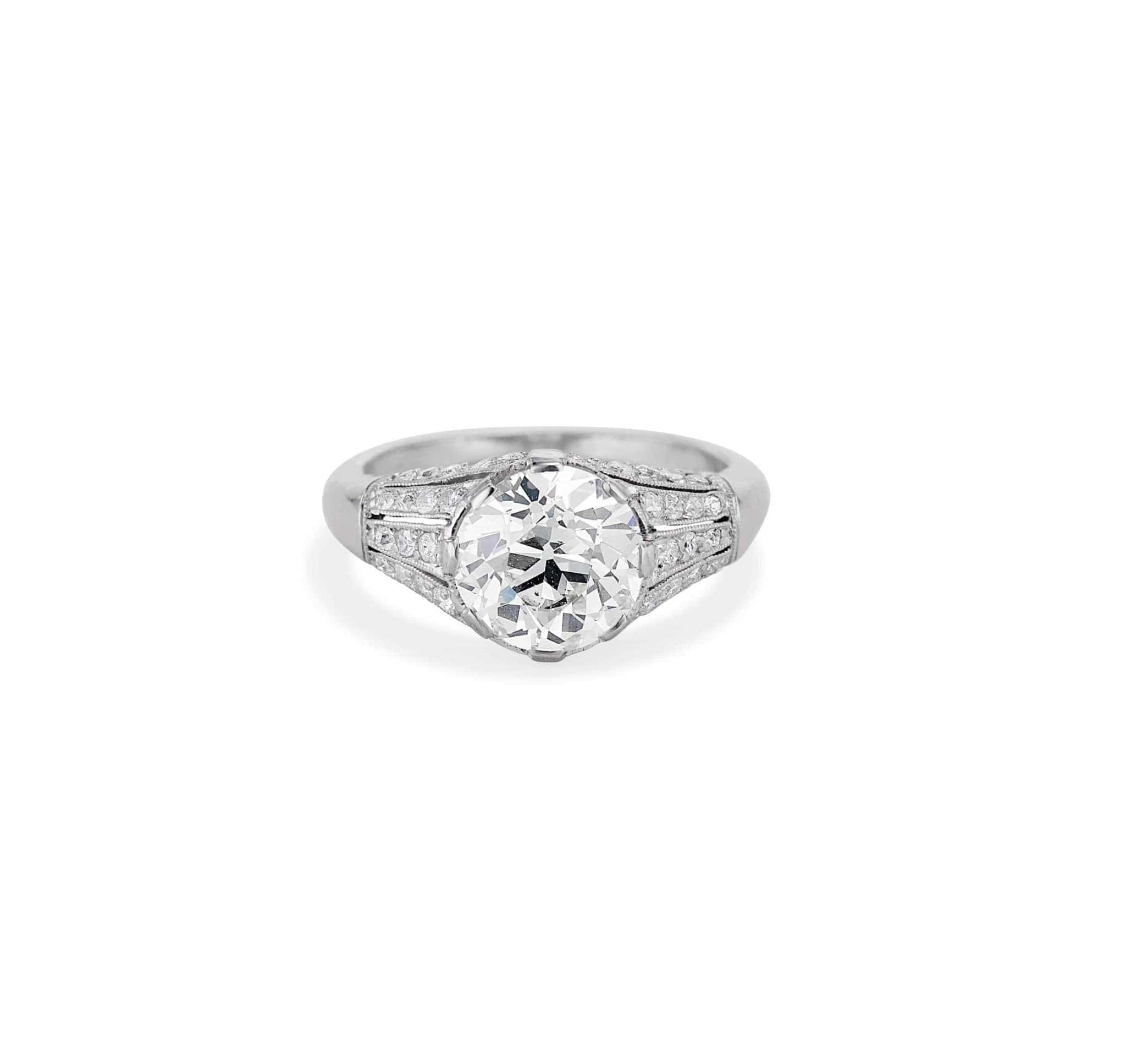French Art Deco 2.21 Carat Old European Cut Diamond Ring - Image 2