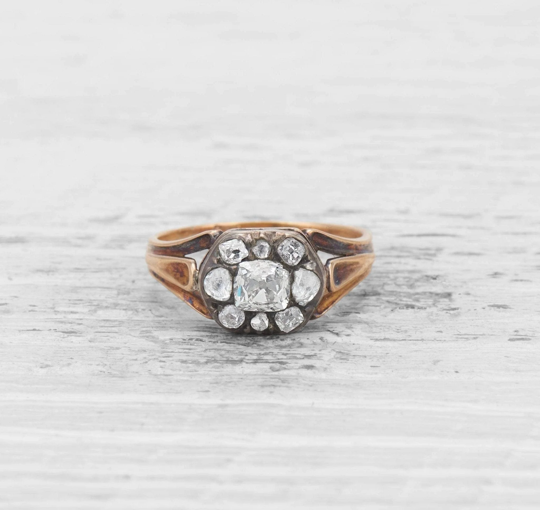 GEORGIAN DIAMOND CLUSTER RING - Image 2