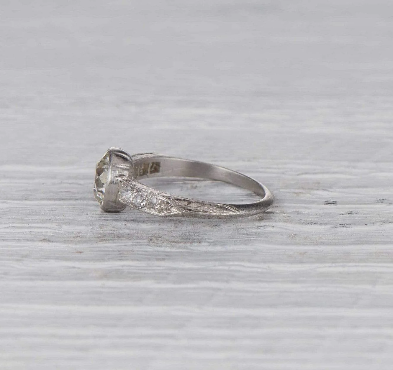 1.34 Carat Late Edwardian Antique Engagement Ring - Image 3