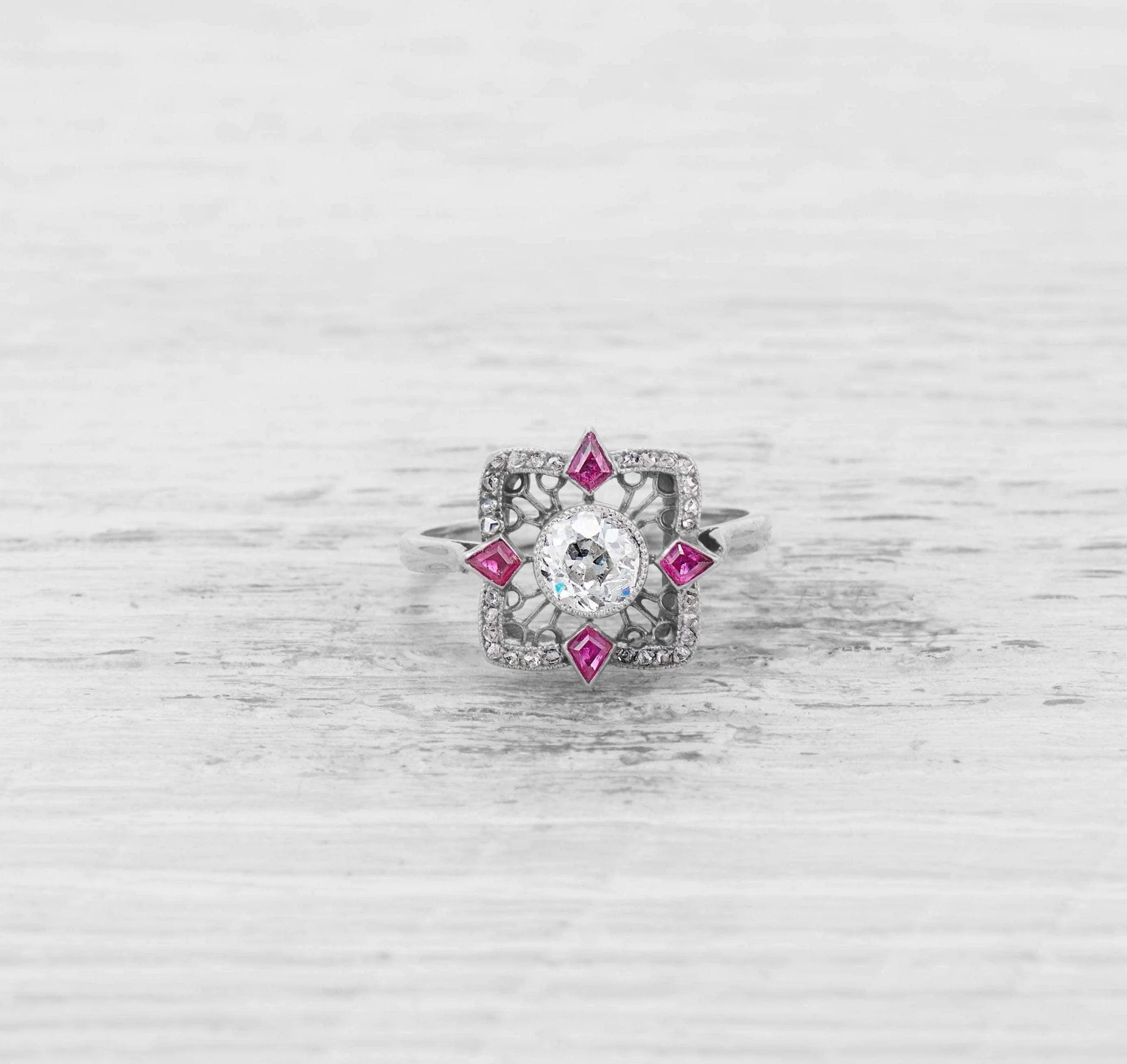 .50 CARAT EDWARDIAN DIAMOND AND RUBY ENGAGEMENT RING - Image 2