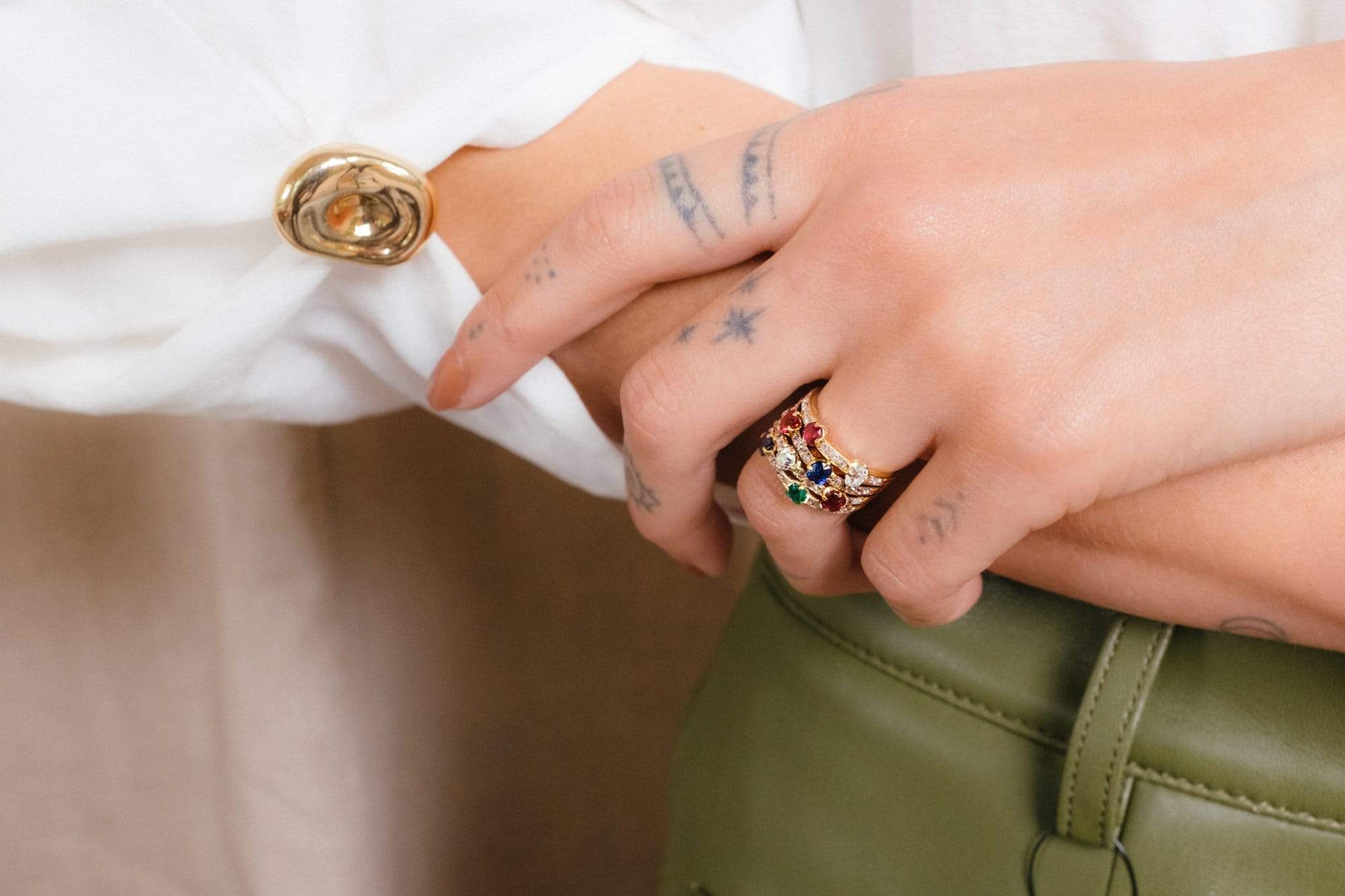 1940s Retro Diamond & Multi Gem Ring - Image 5