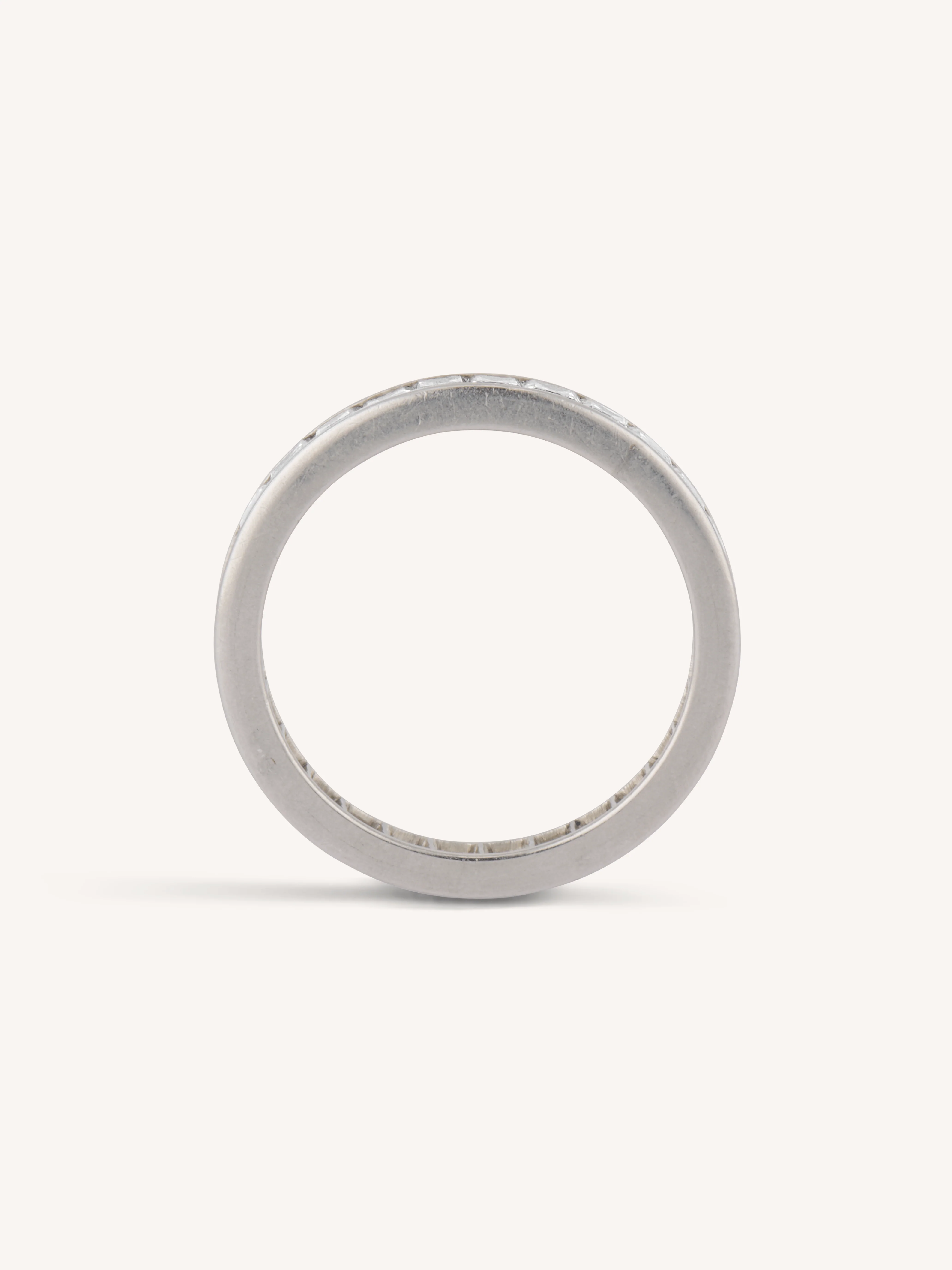 Tiffany & Co. 2 Carat Carré Cut Diamond Vintage Eternity Band - Size 7 - Image 4