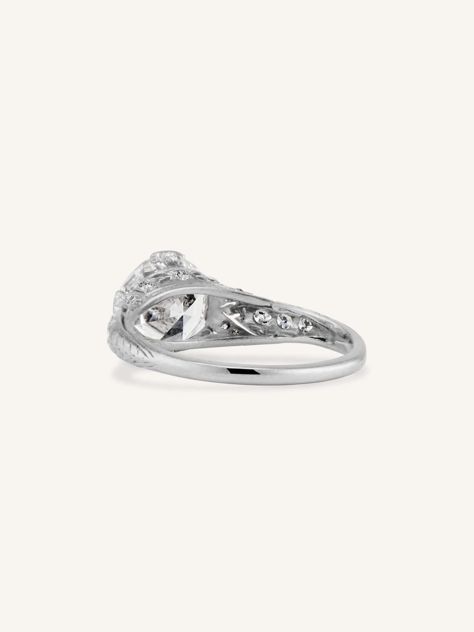 Tiffany & Co. Art Deco 1.96 Carat Round Step Cut Diamond Vintage Engagement Ring - Image 4