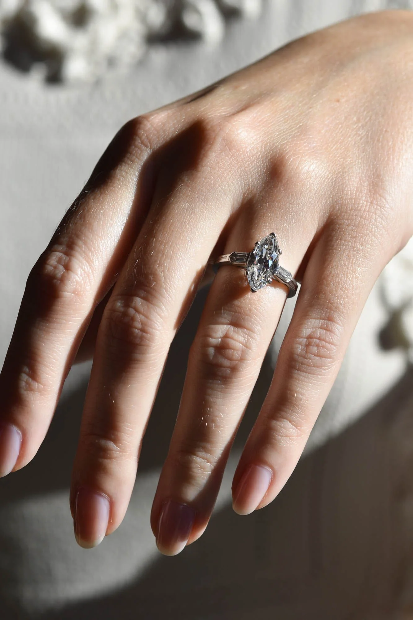 Tiffany & Co. Mid-Century 2.65 Carat Marquise Cut Diamond Vintage Engagement Ring - Image 3