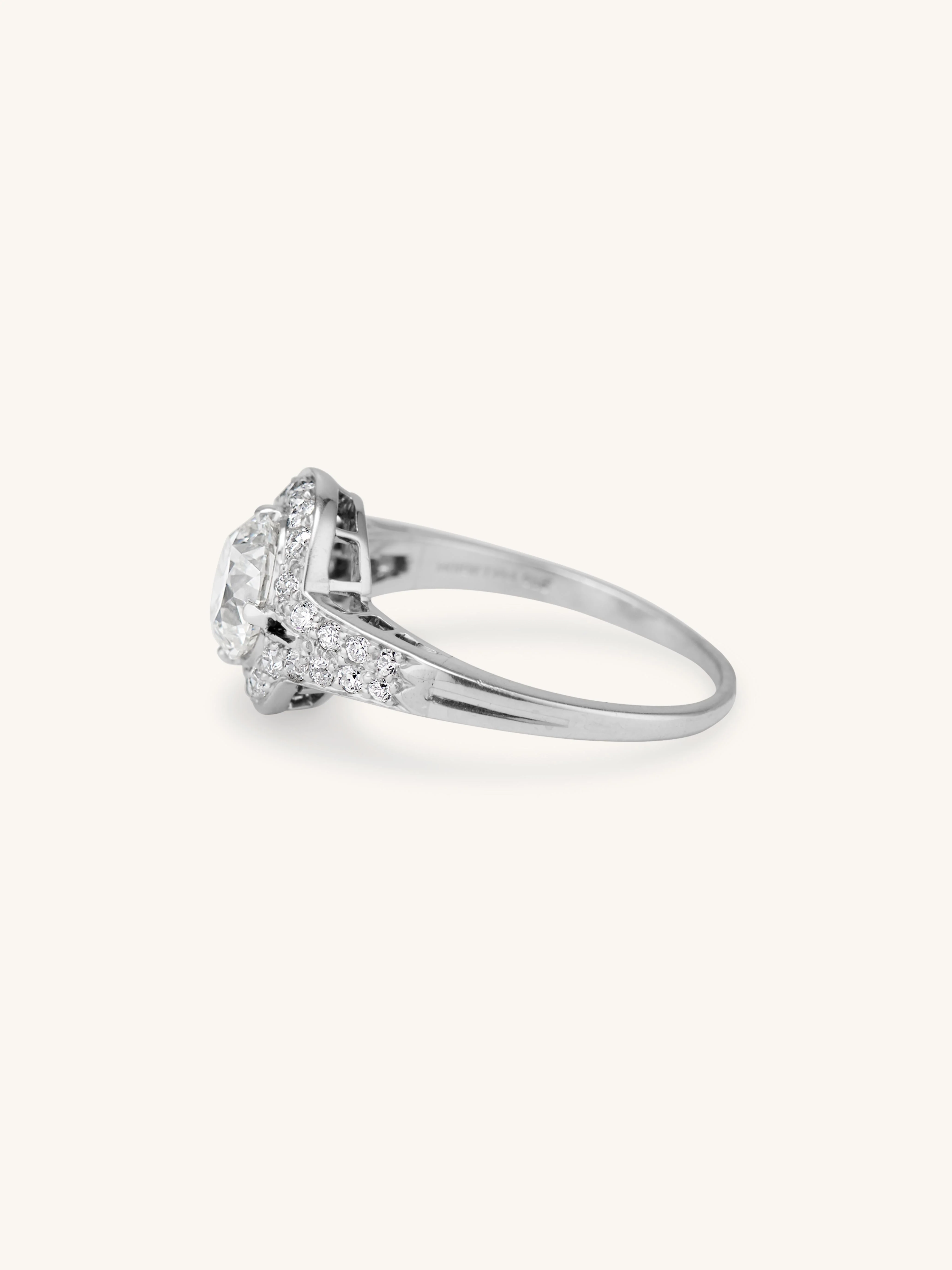Tiffany & Co. Mid-Century 1.40 Carat Transitional Cut Diamond Vintage Engagement Ring - Image 5