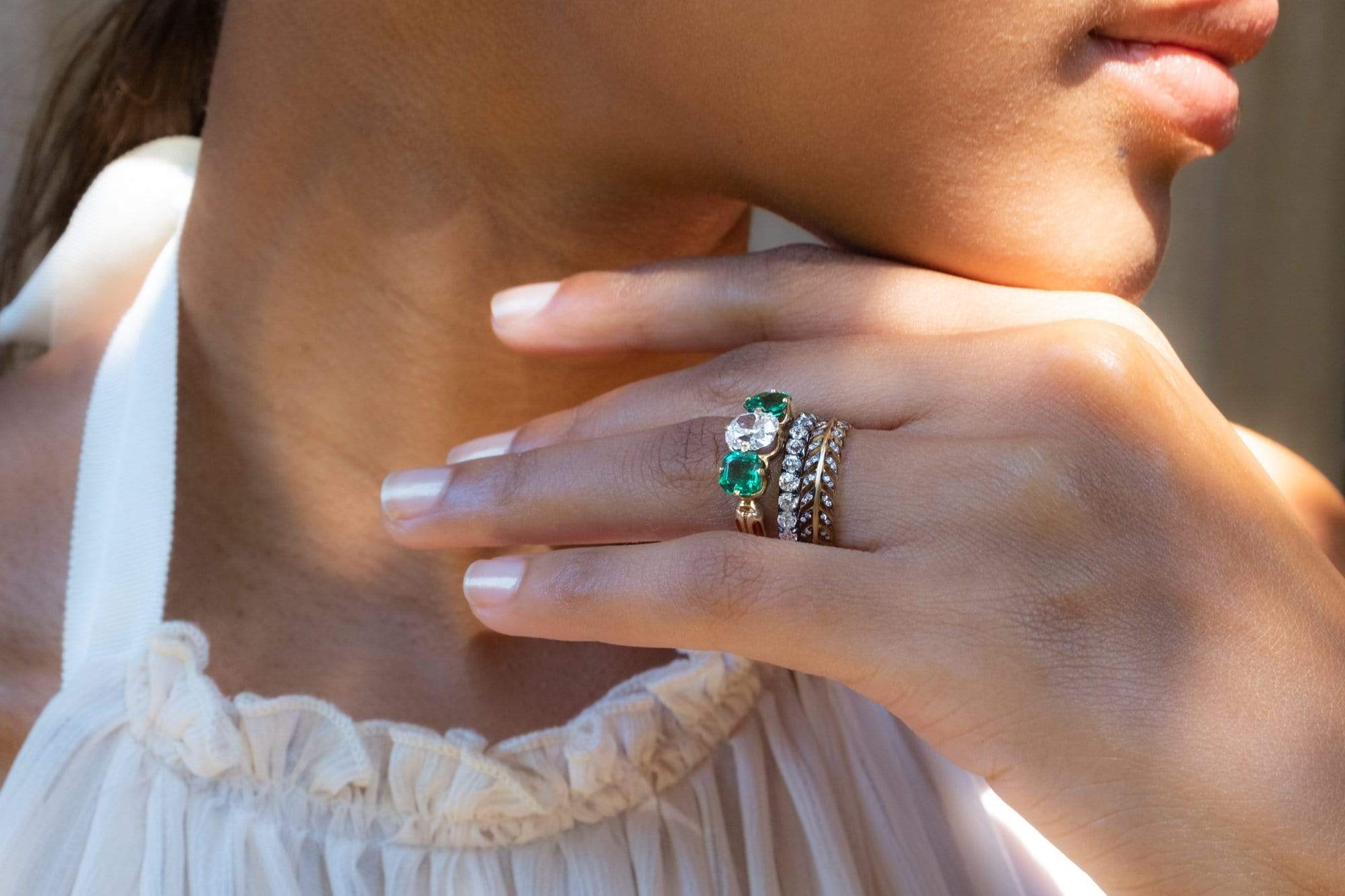 Victorian 1.16 Carat Cushion Cut Diamond and Emerald Engagement Ring - Image 8