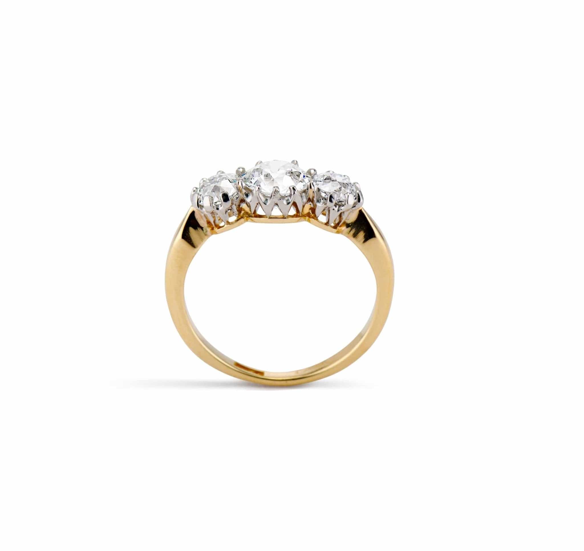 Victorian 1.76 Carat Three-Stone Diamond Ring - Image 4