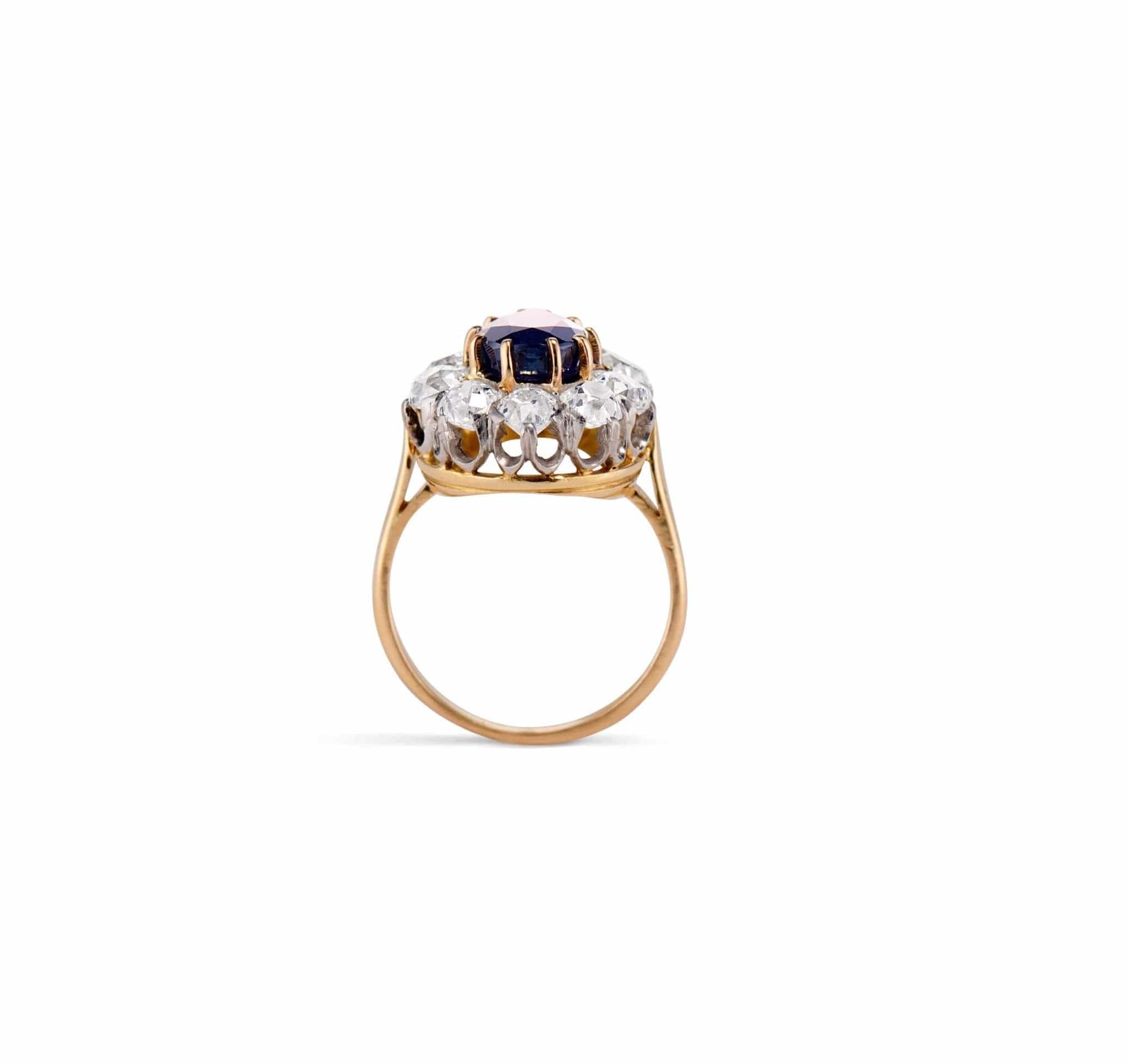 Victorian 3.20 Carat Pear Shaped Sapphire and Diamond Cluster Ring, France - Image 3
