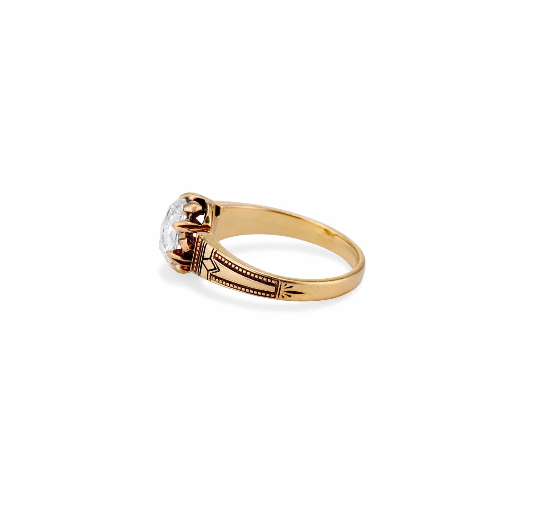 Victorian Archaeological Revival 1.01 Carat Oval-shaped Rose-Cut Diamond Engagement Ring - Image 3
