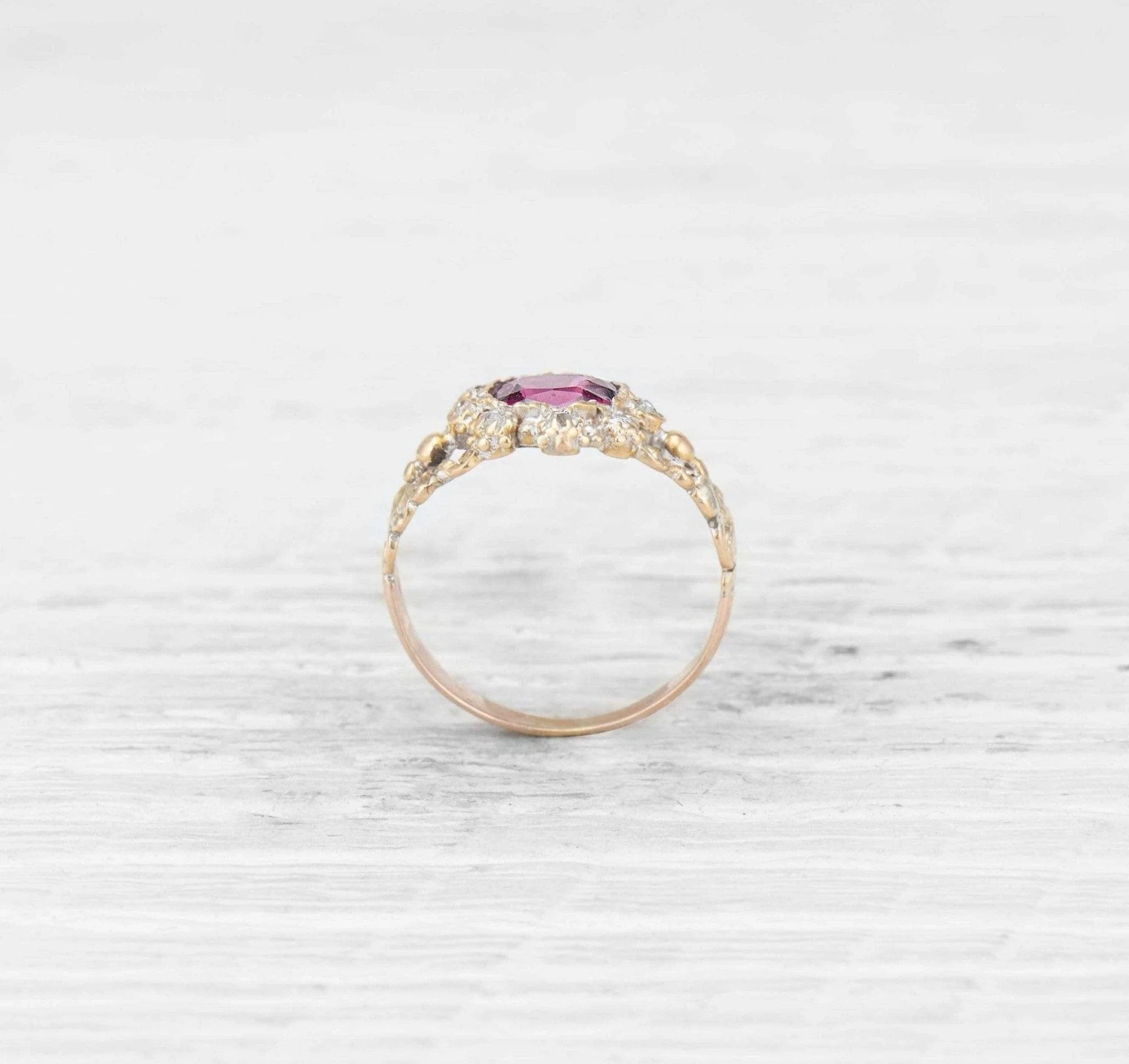 VICTORIAN GARNET AND DIAMOND RING - Image 4