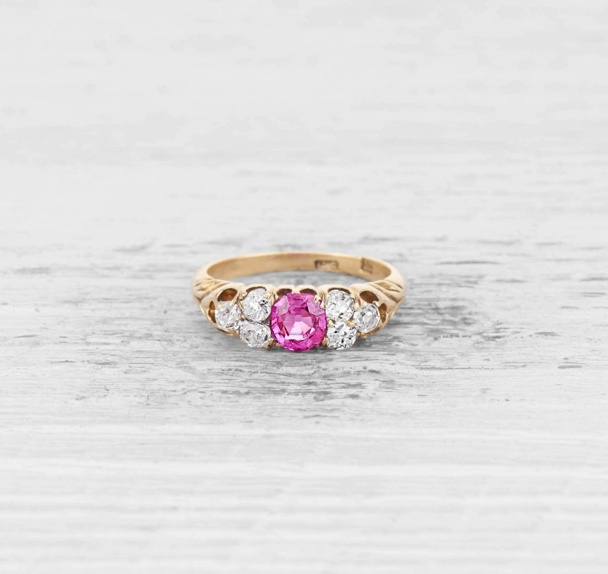 VICTORIAN PINK SAPPHIRE AND DIAMOND RING - Image 2