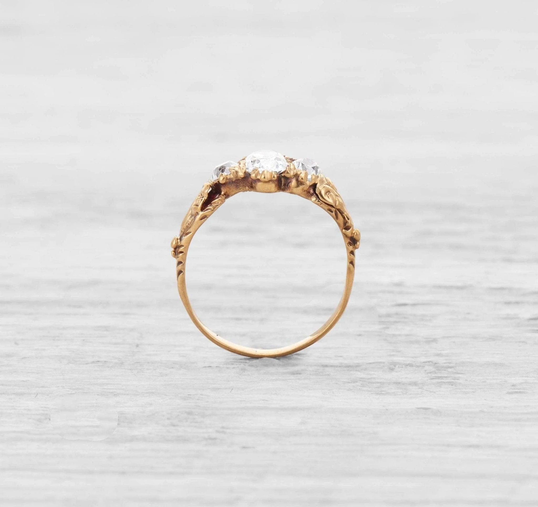 VICTORIAN THREE STONE DIAMOND RING - Image 5