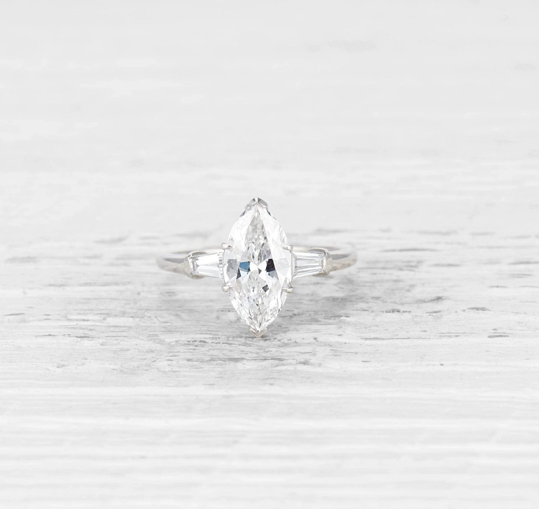 VINTAGE 1.98 CARAT MARQUISE-CUT DIAMOND ENGAGEMENT RING - Image 2