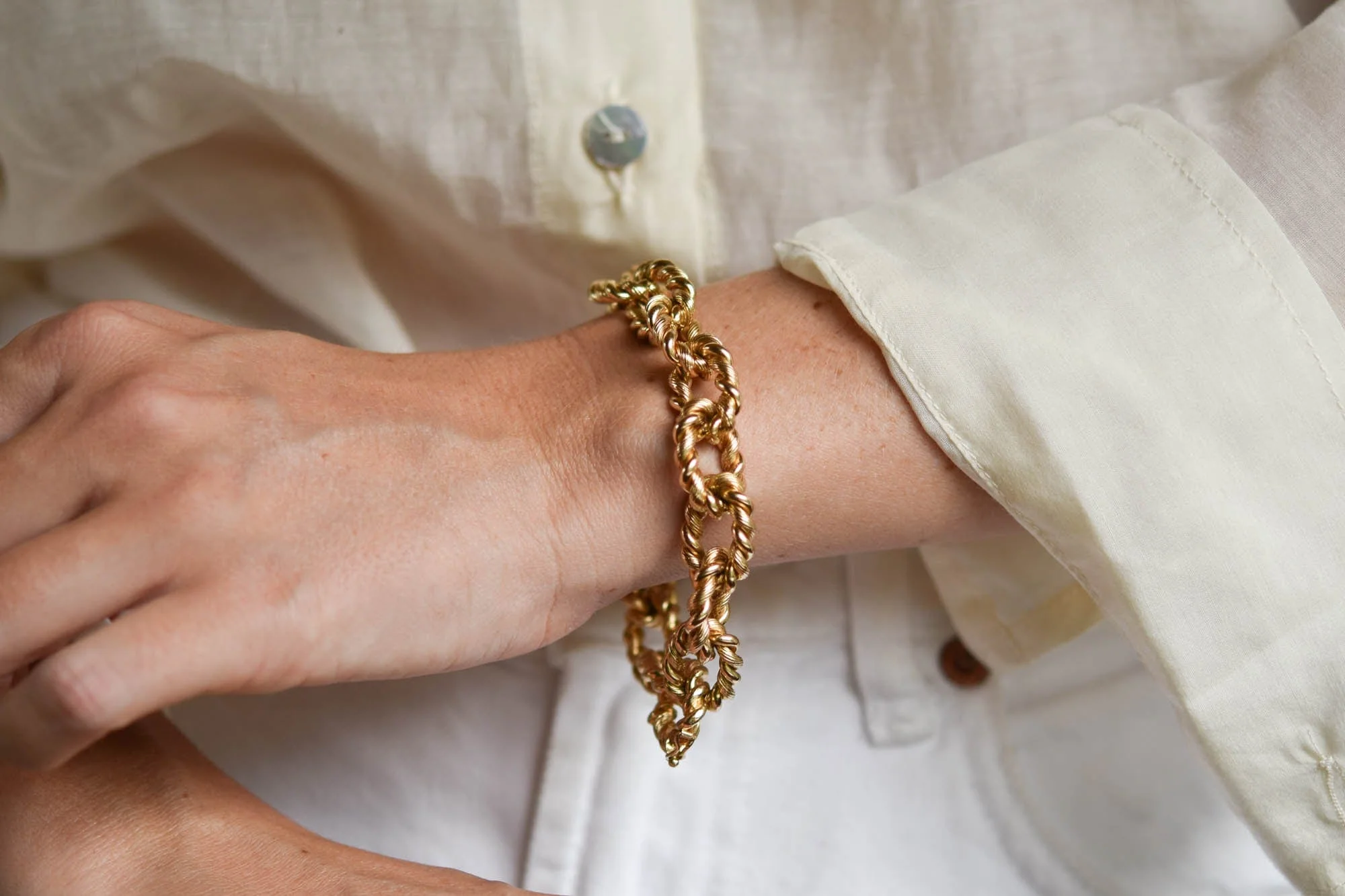 Vintage 1970s Gold Rope Link Bracelet - Image 3