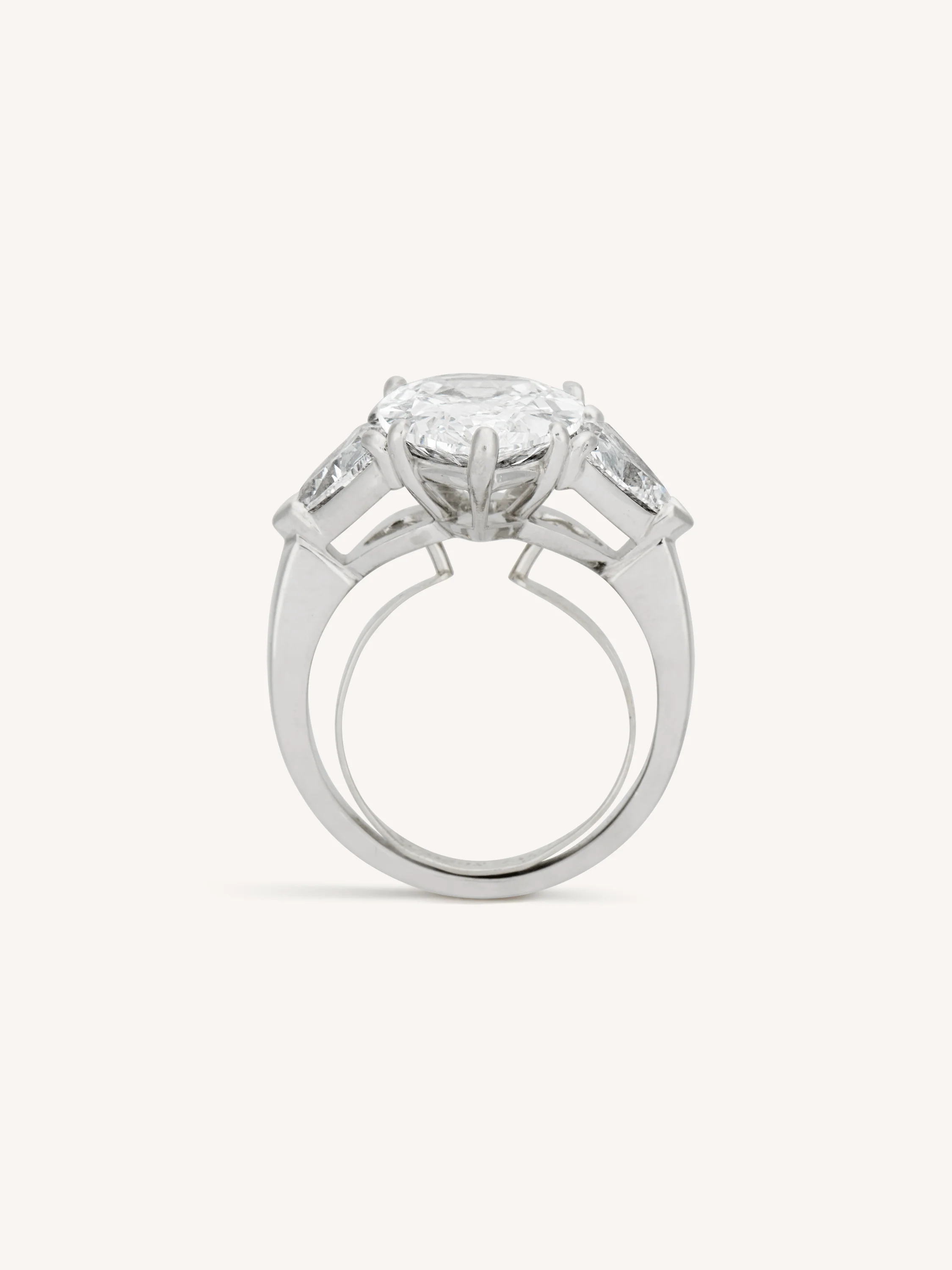 Cartier 4.07 Carat Pear Cut Vintage Engagement Ring - Image 8