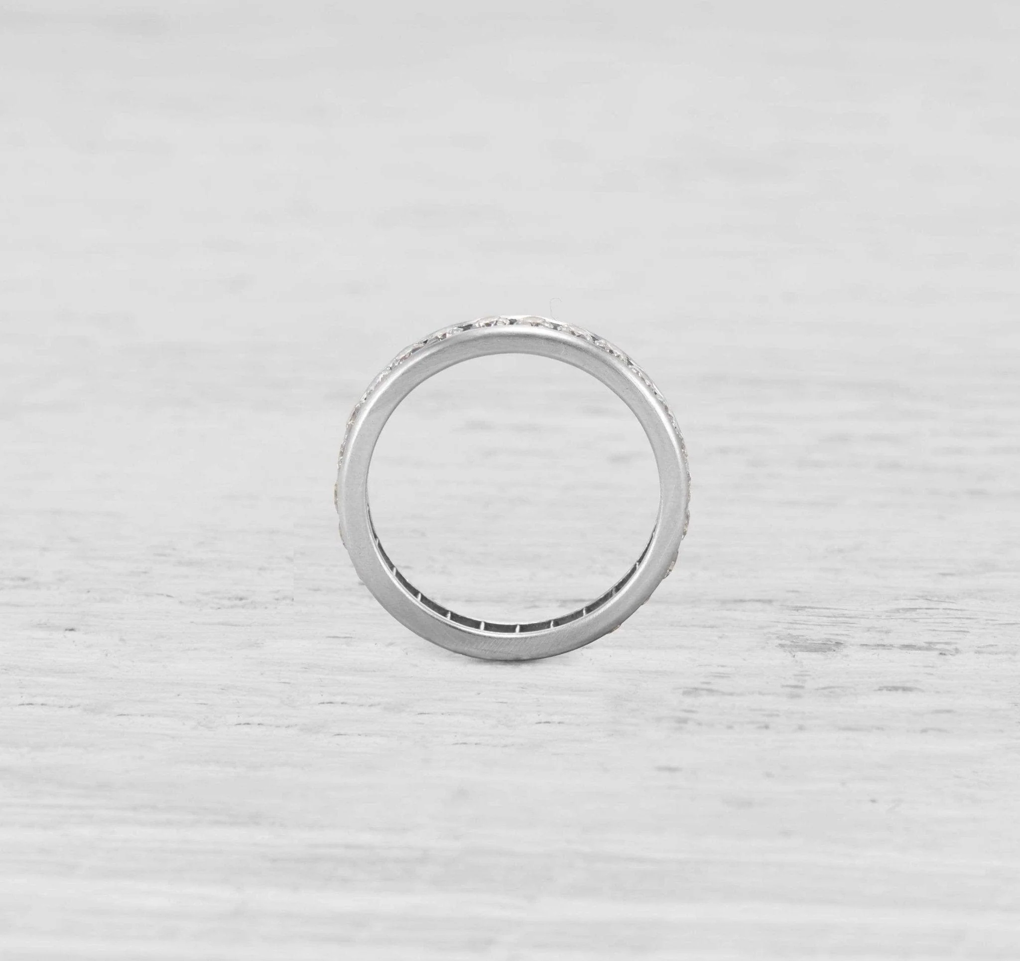 VINTAGE TIFFANY & CO DIAMOND ETERNITY BAND RING SIZE 5.5 - Image 2