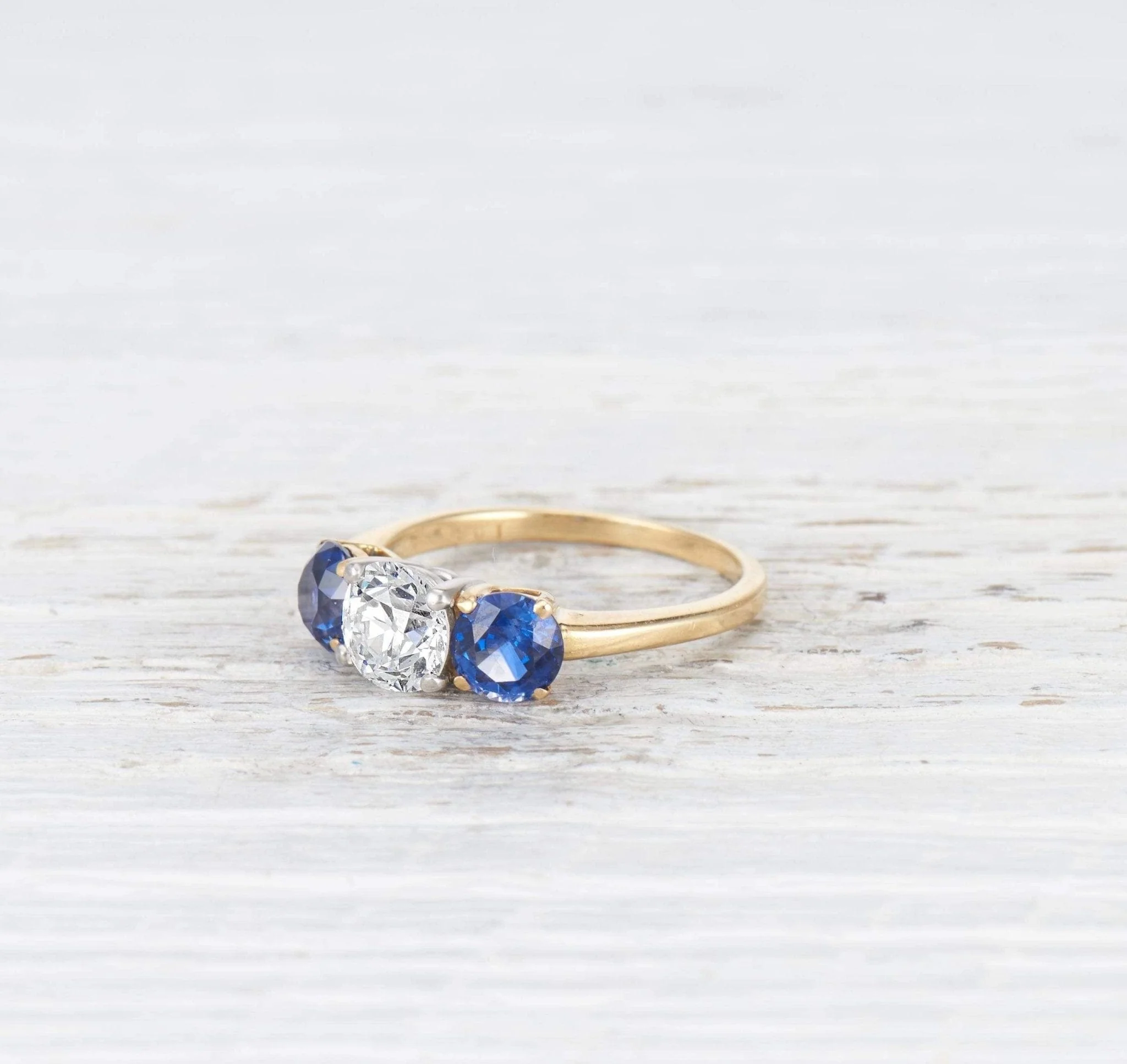 VINTAGE TIFFANY SAPPHIRE AND DIAMOND THREE STONE ENGAGEMENT RING