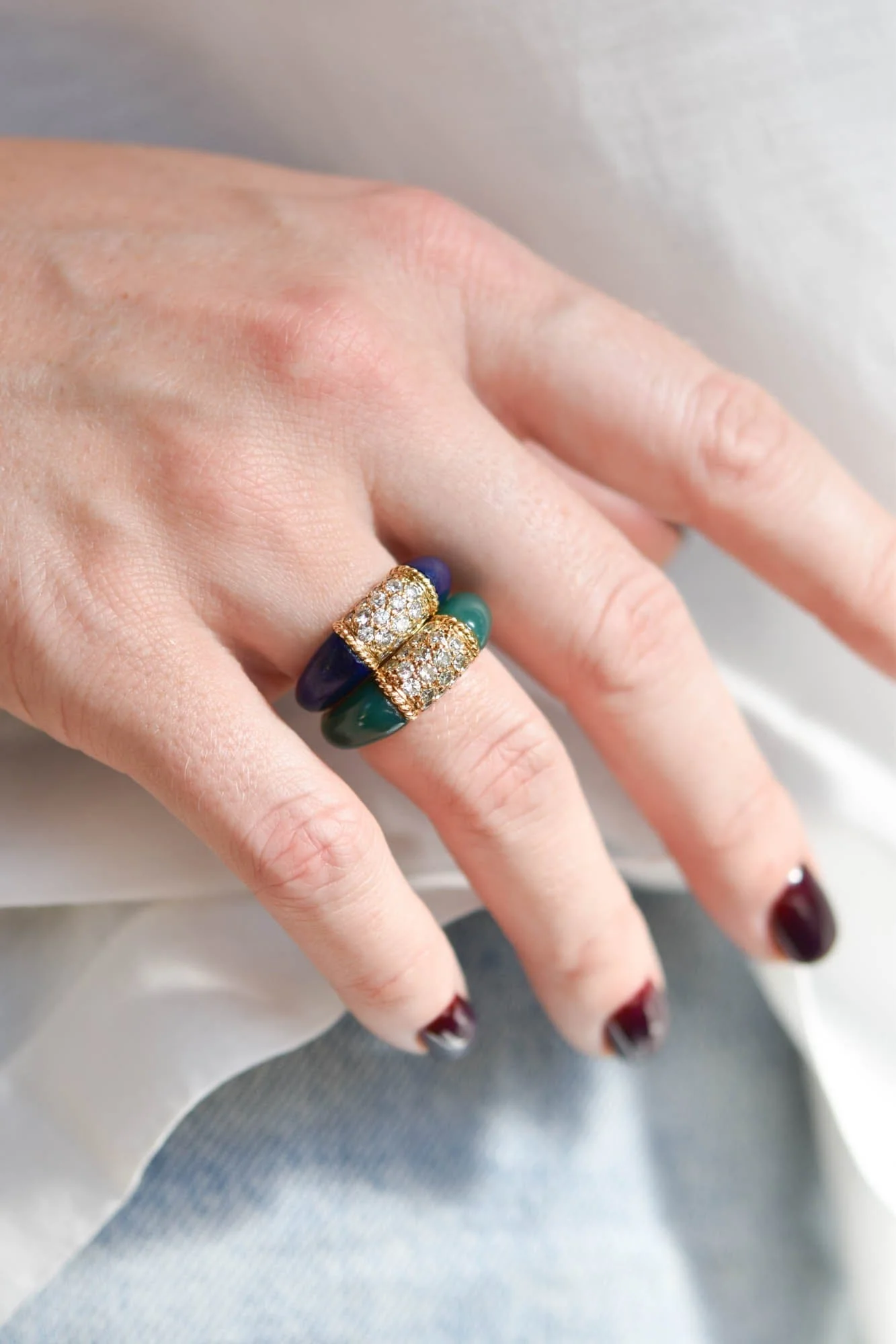 Vintage Van Cleef & Arpels Chalcedony & Diamond in 18K Yellow Gold 'Philippine' Ring - Image 3
